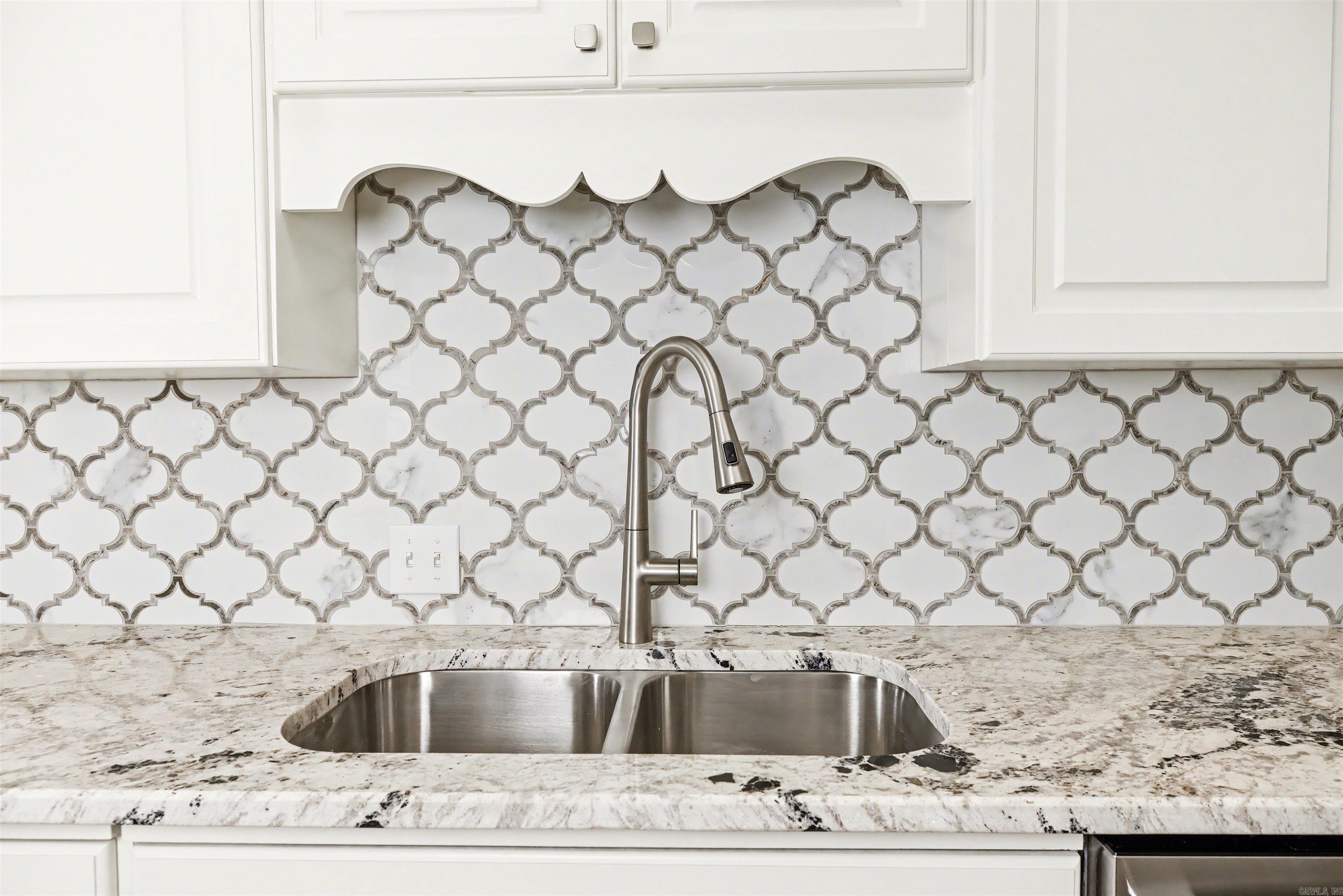 WESTRIDGE HORZ PROP REGIME - Residential