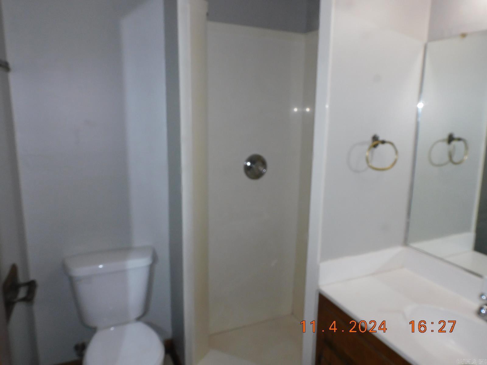 Tucker Creek - Residential Lease