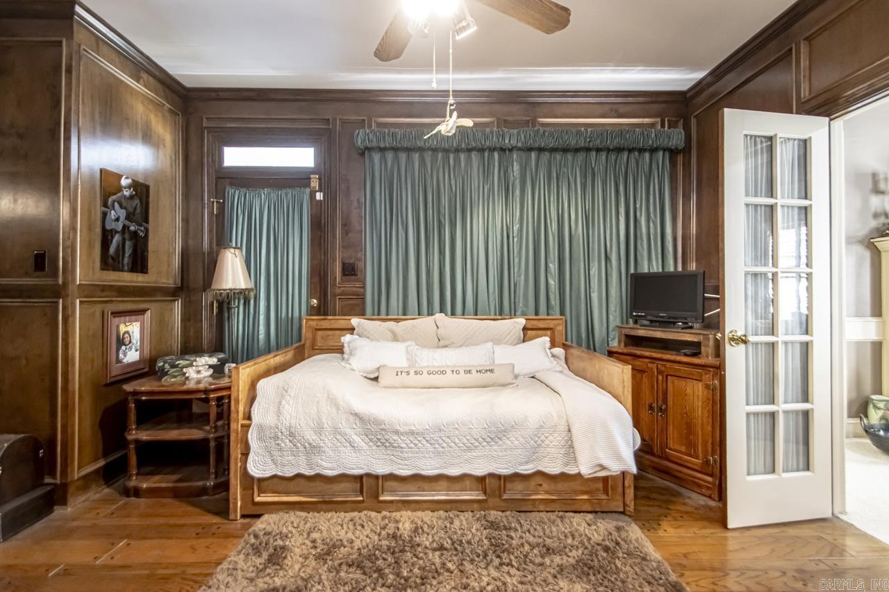 OVERBROOK - Residential