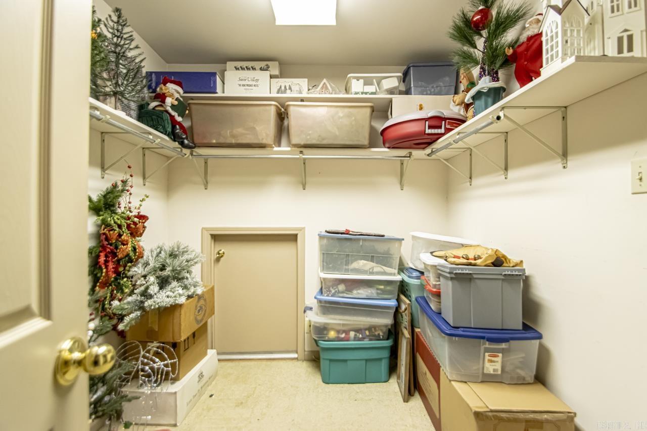 OVERBROOK - Residential