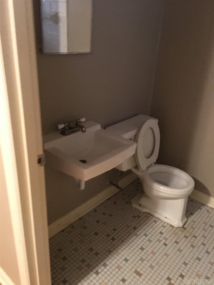 Strong & Waters - Residential Lease