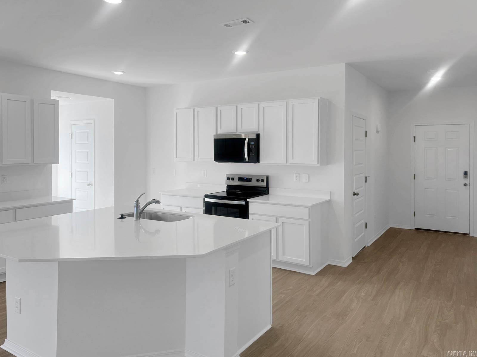 KENSINGTON PLACE - Residential