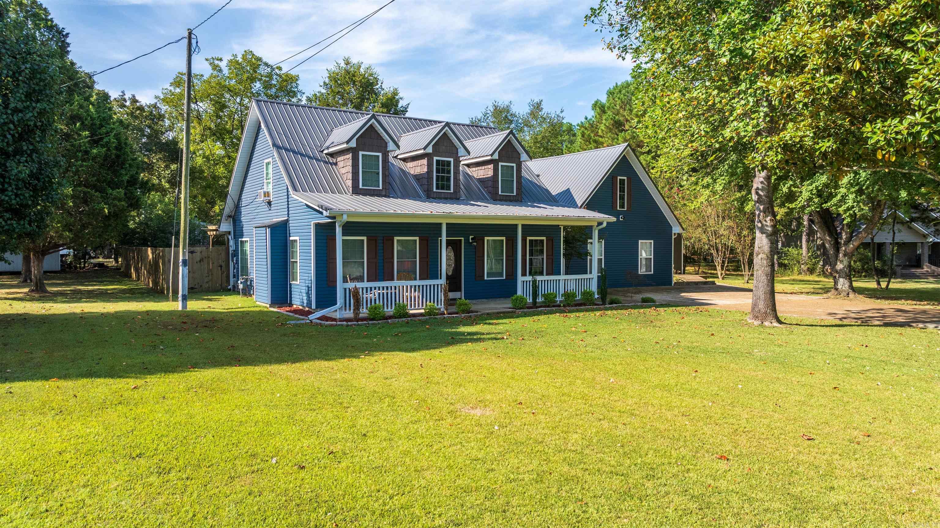 PEBBLE CREEK - Residential