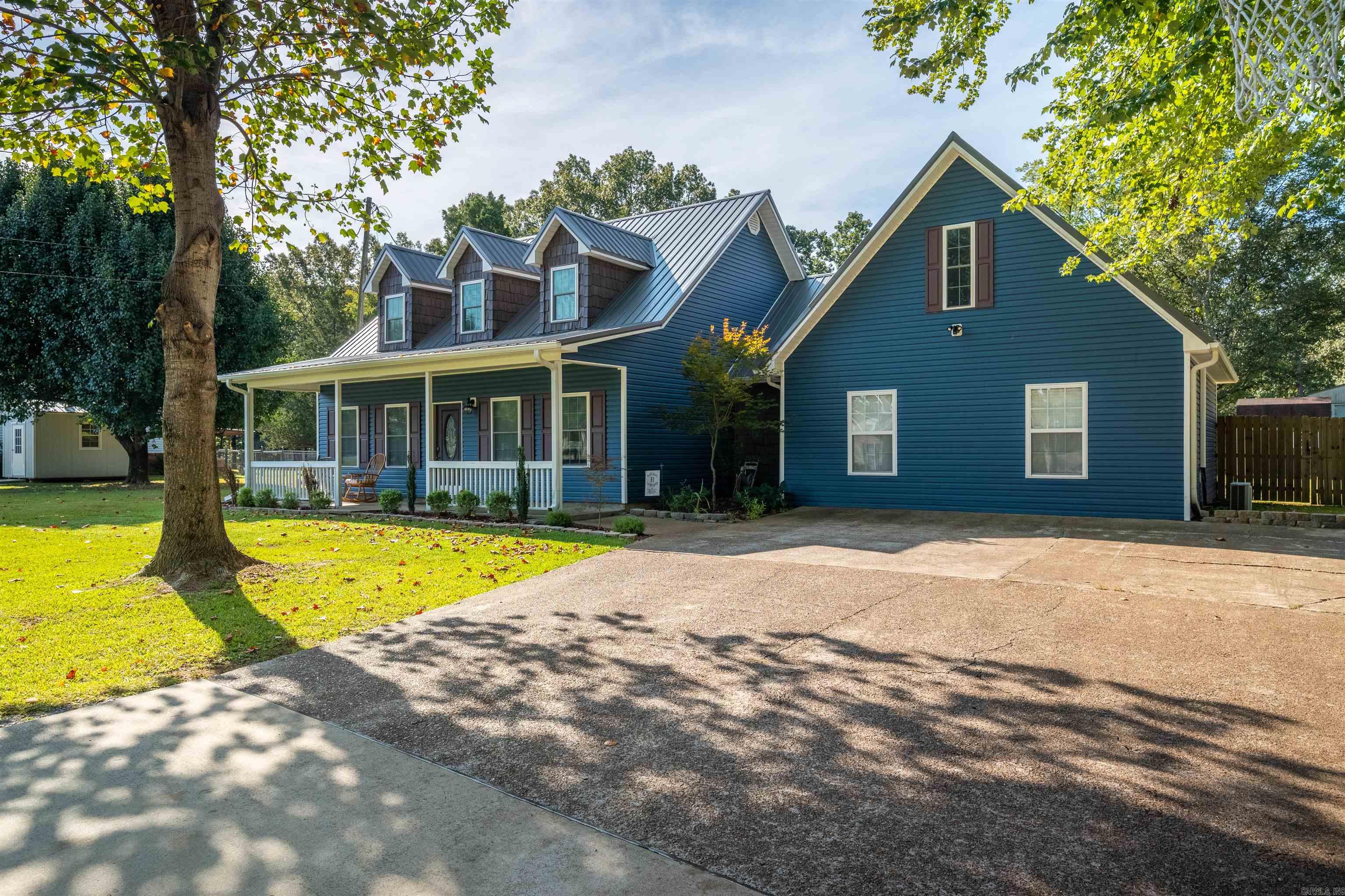 PEBBLE CREEK - Residential