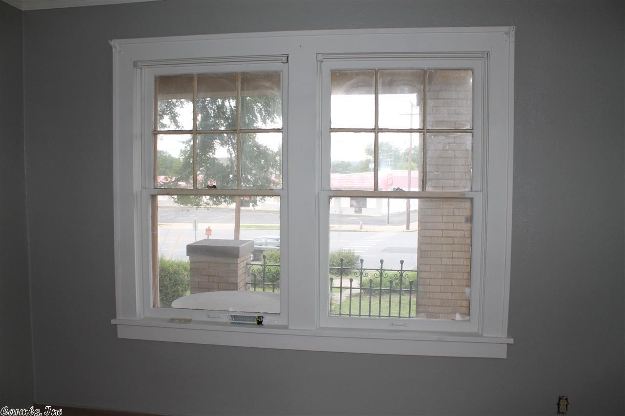 HSR BLK - Commercial Sale