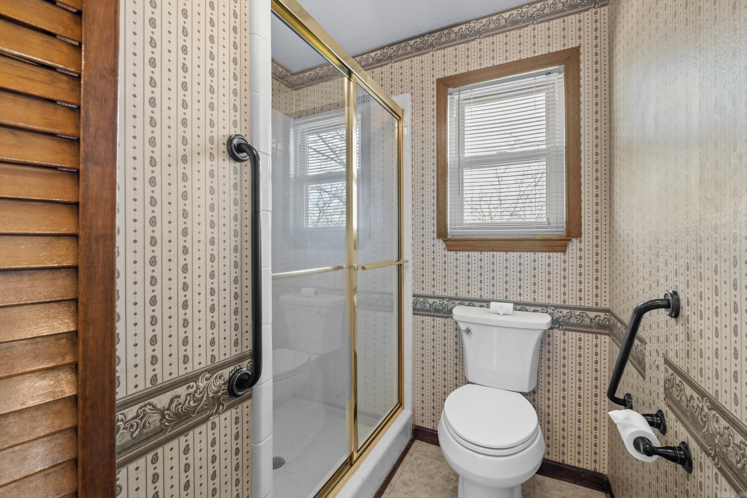 GREEN HILLS - Residential