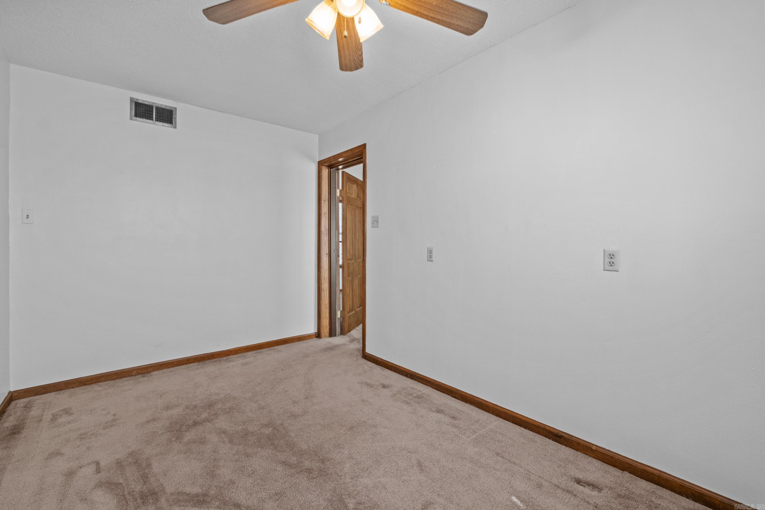 GREEN HILLS - Residential