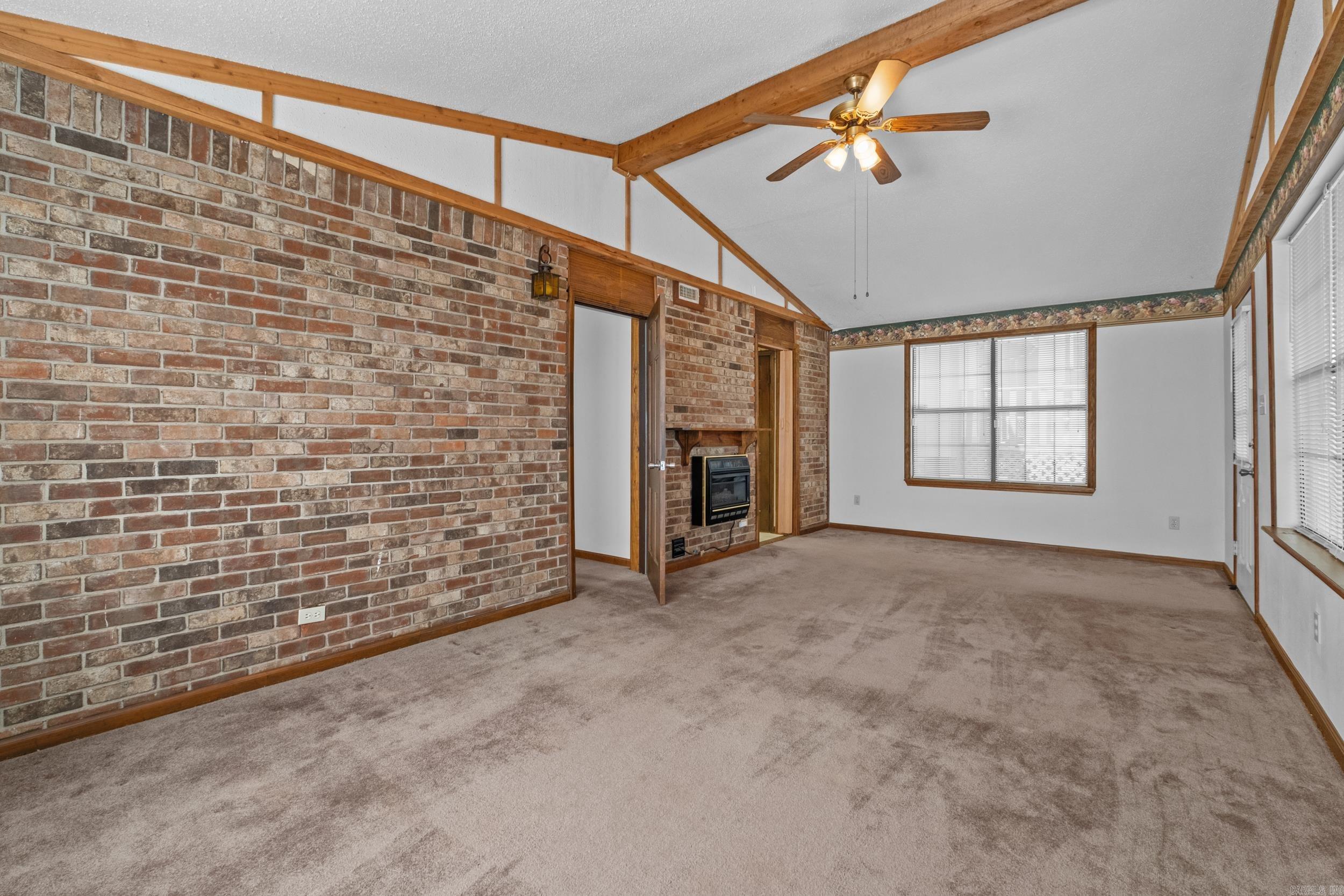 GREEN HILLS - Residential