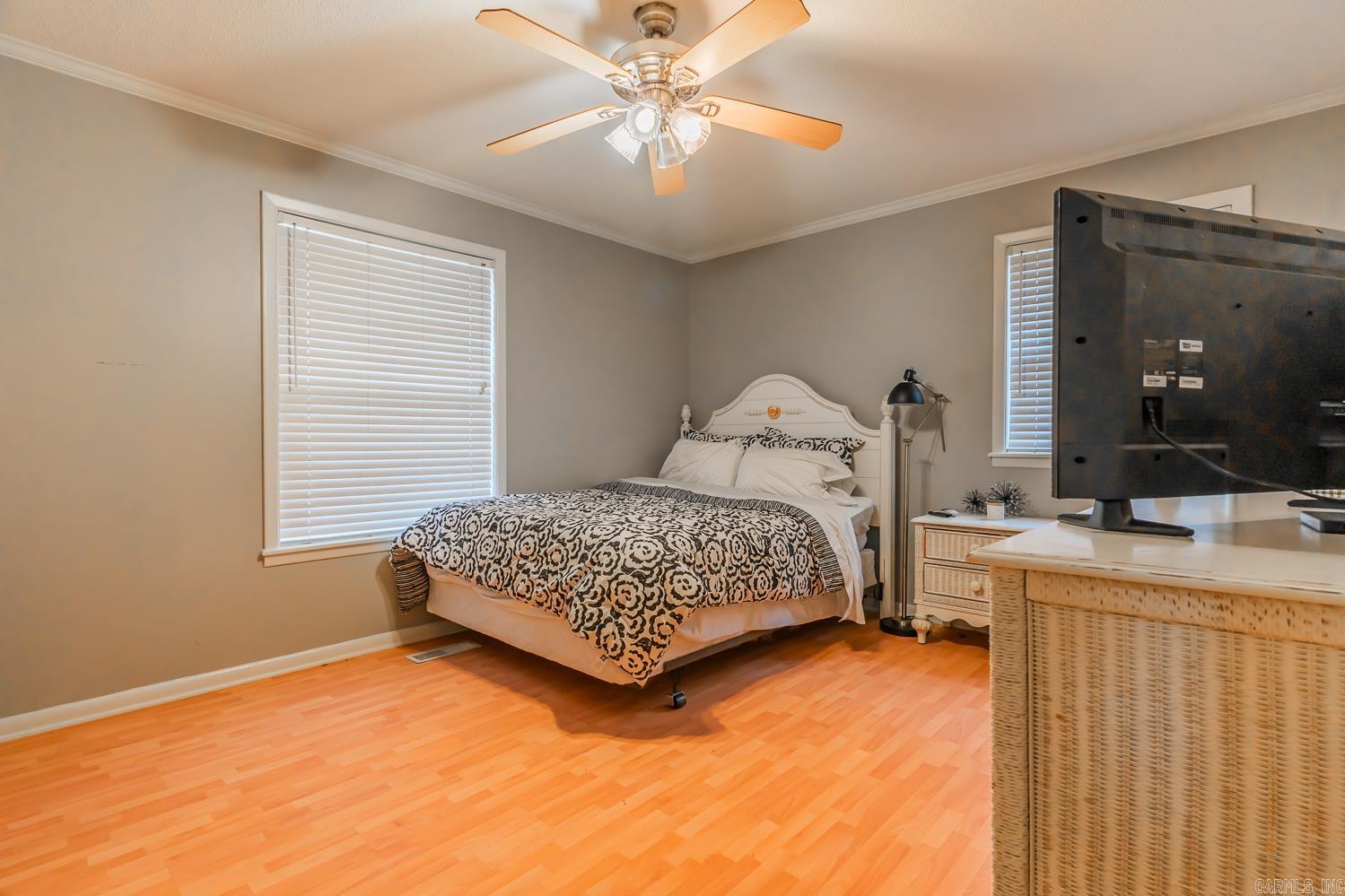 PIKE VIEW - Residential