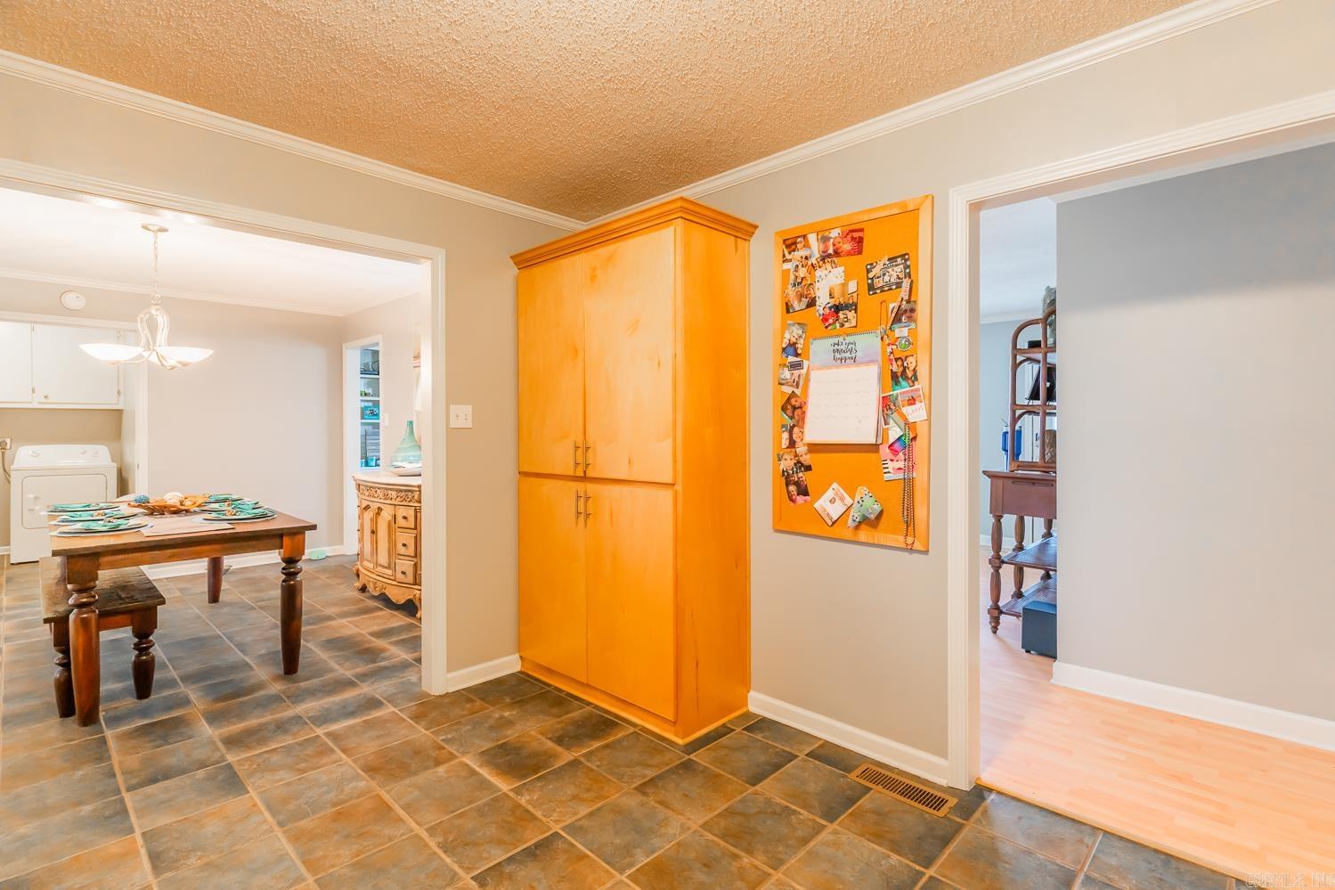 PIKE VIEW - Residential