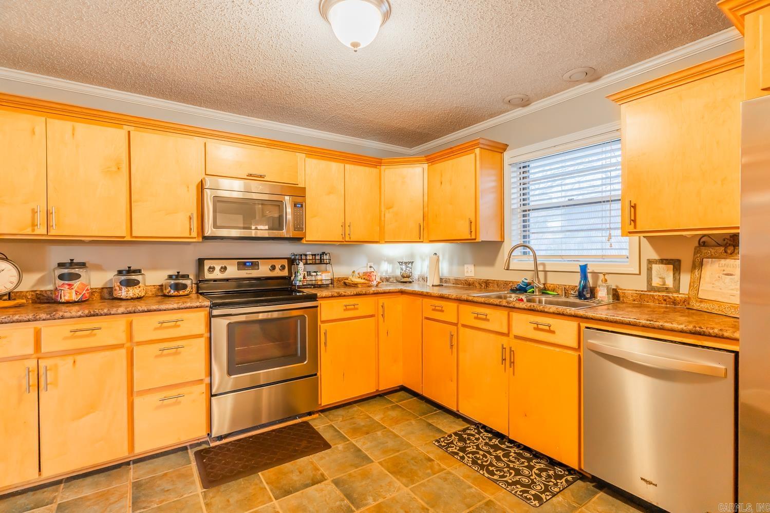 PIKE VIEW - Residential