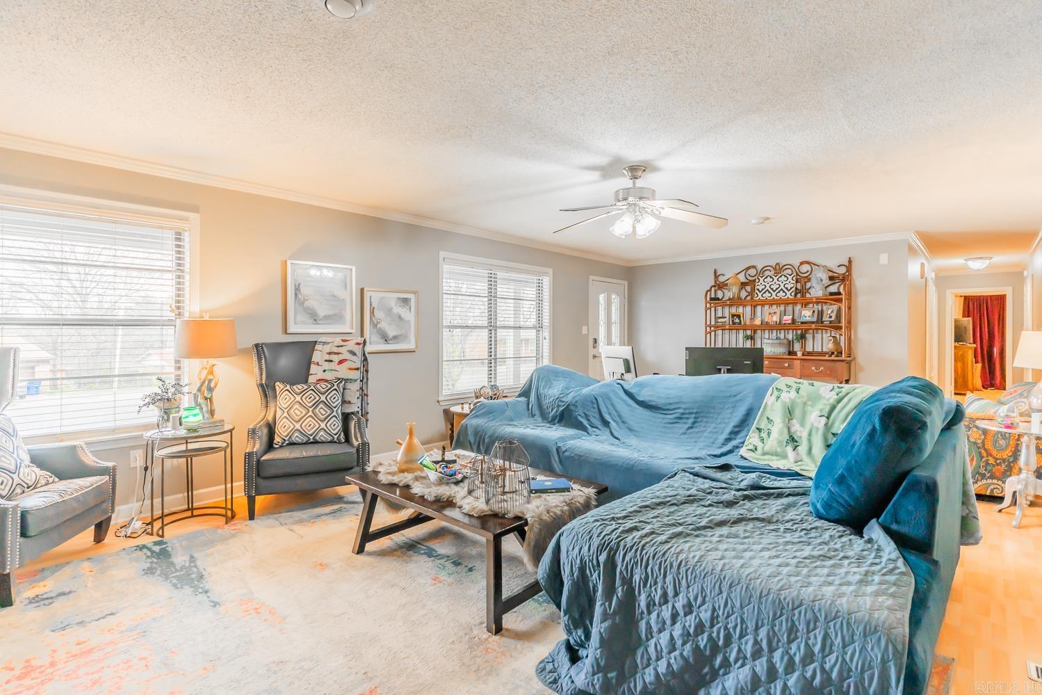 PIKE VIEW - Residential