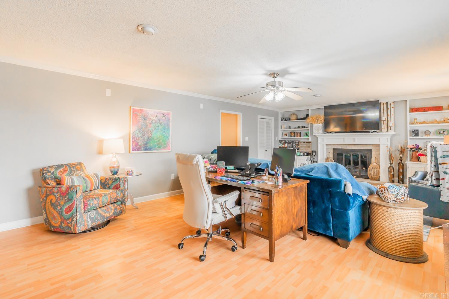 PIKE VIEW - Residential