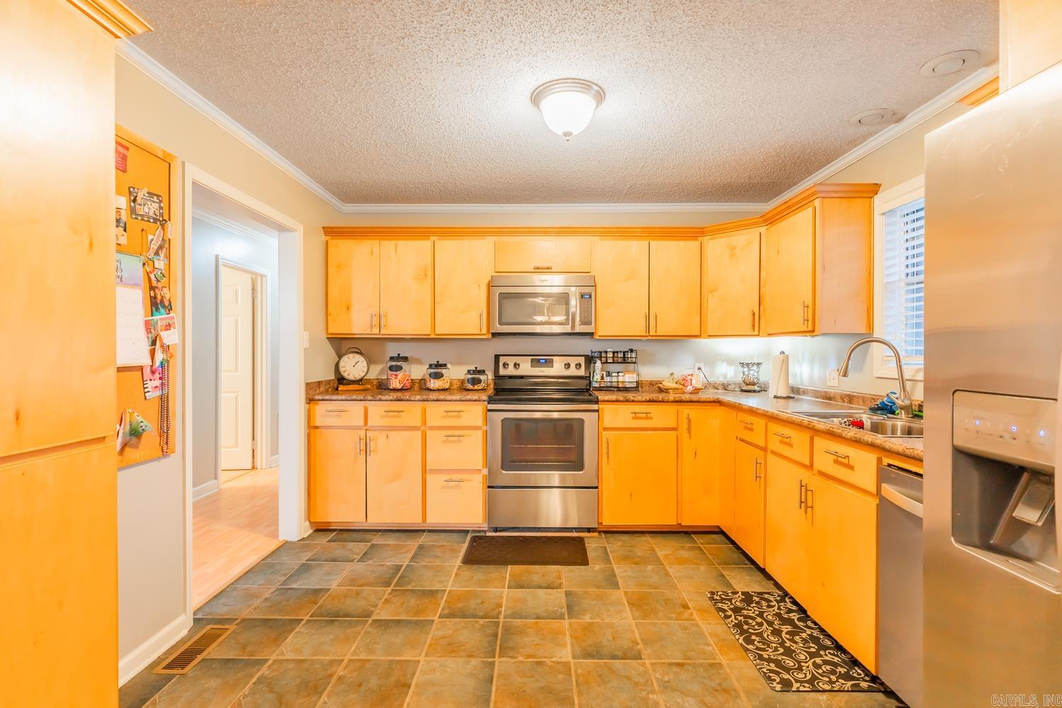 PIKE VIEW - Residential