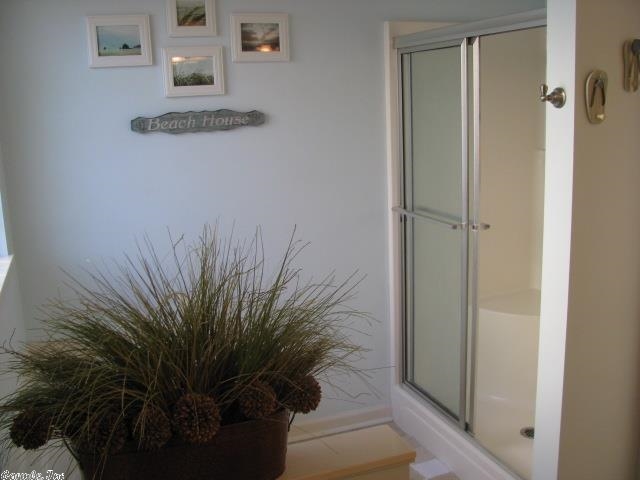 NORTH POINTE ADDN - Residential