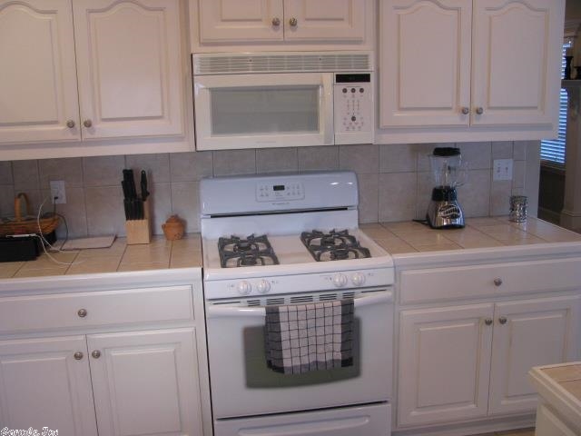 NORTH POINTE ADDN - Residential