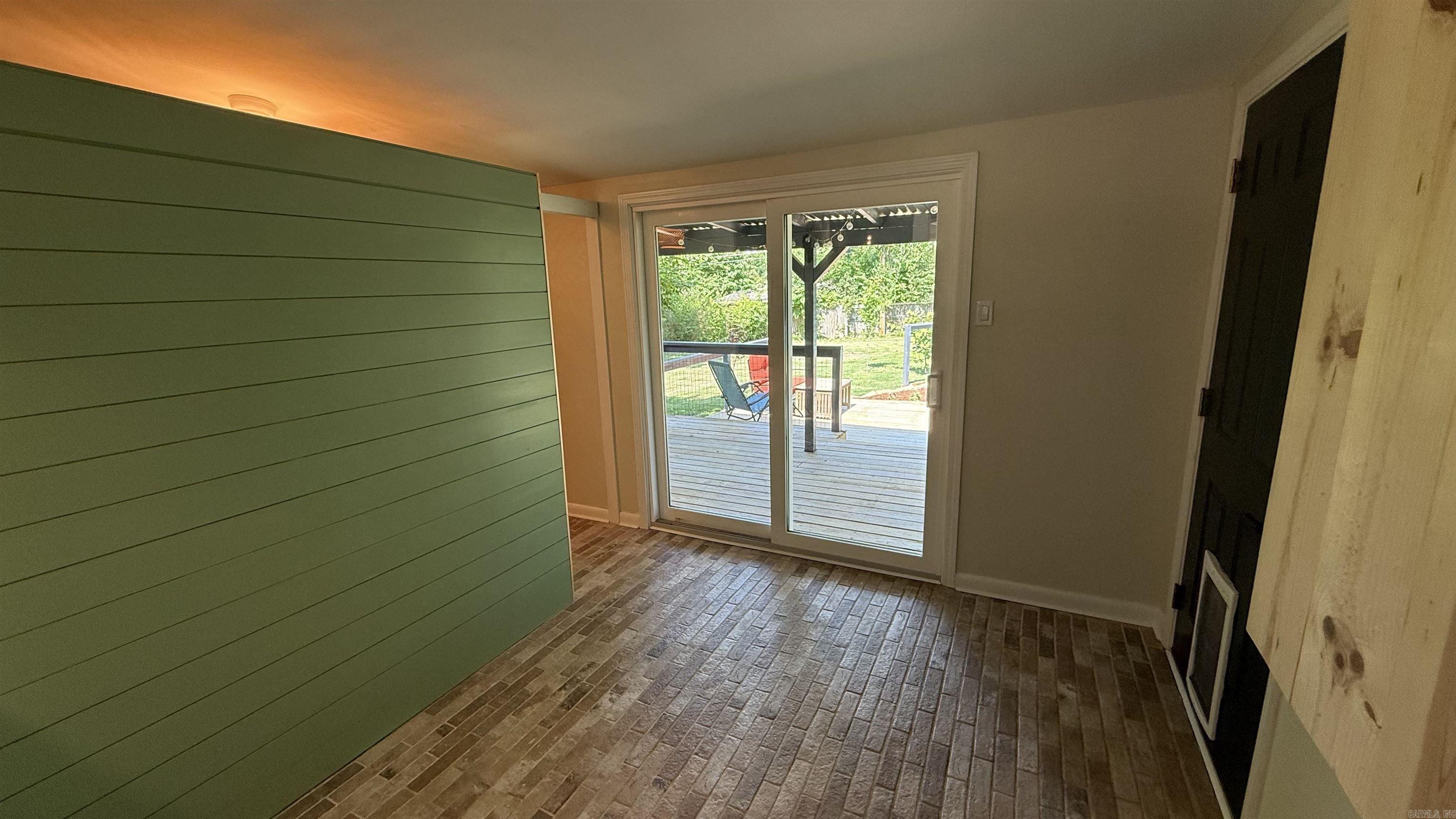MARYLAND TERRACE - Residential