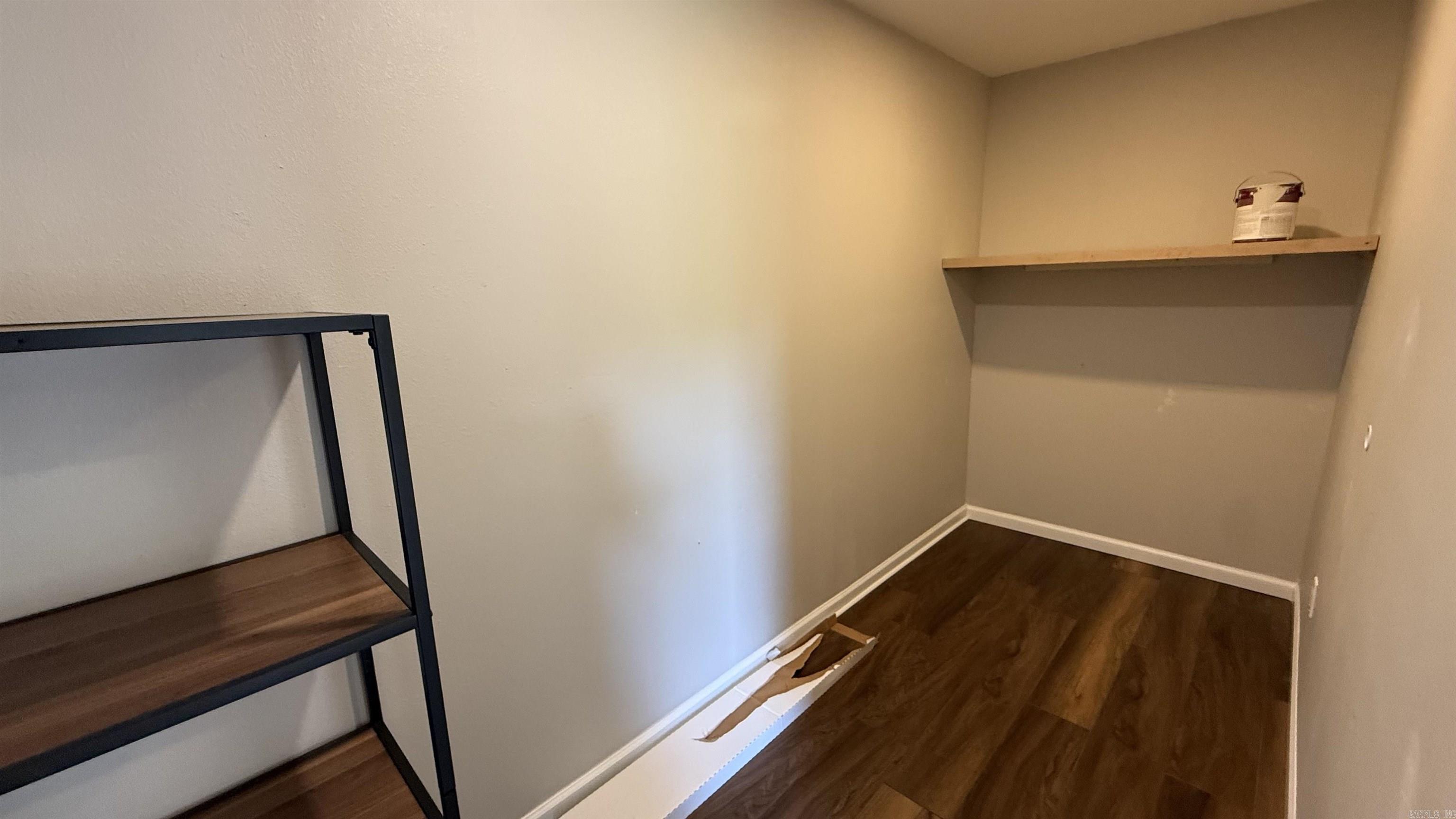 MARYLAND TERRACE - Residential
