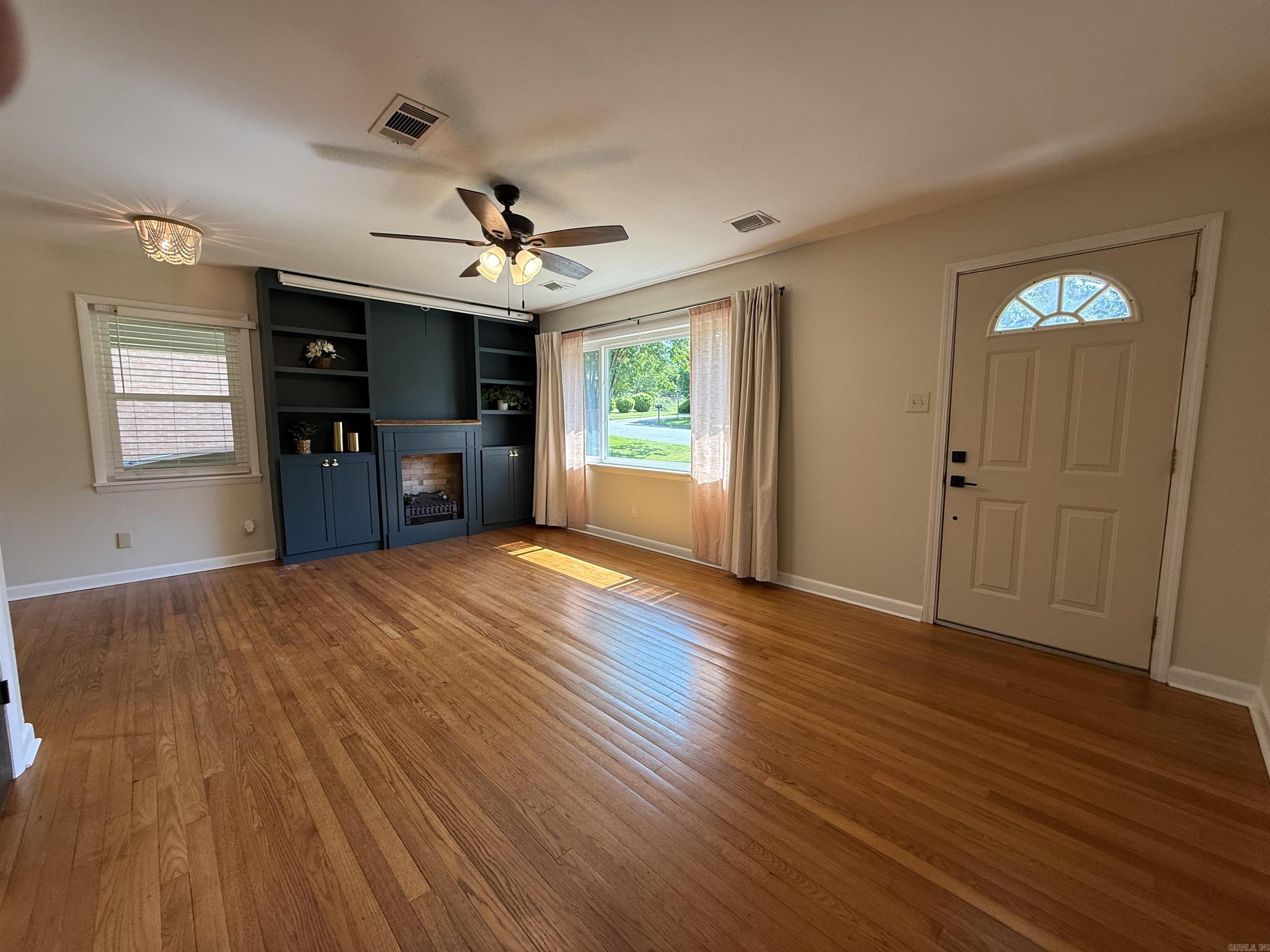 MARYLAND TERRACE - Residential