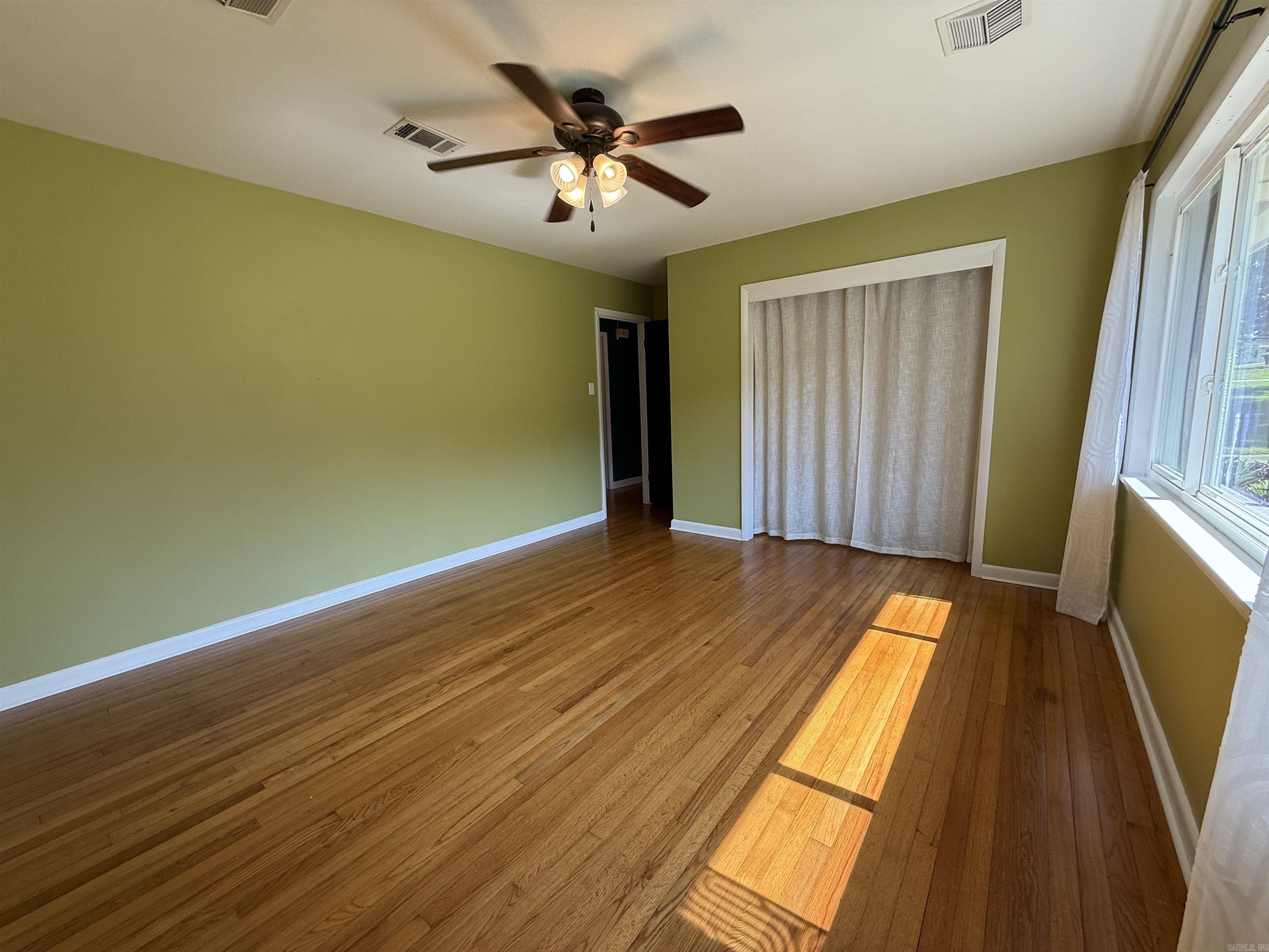 MARYLAND TERRACE - Residential