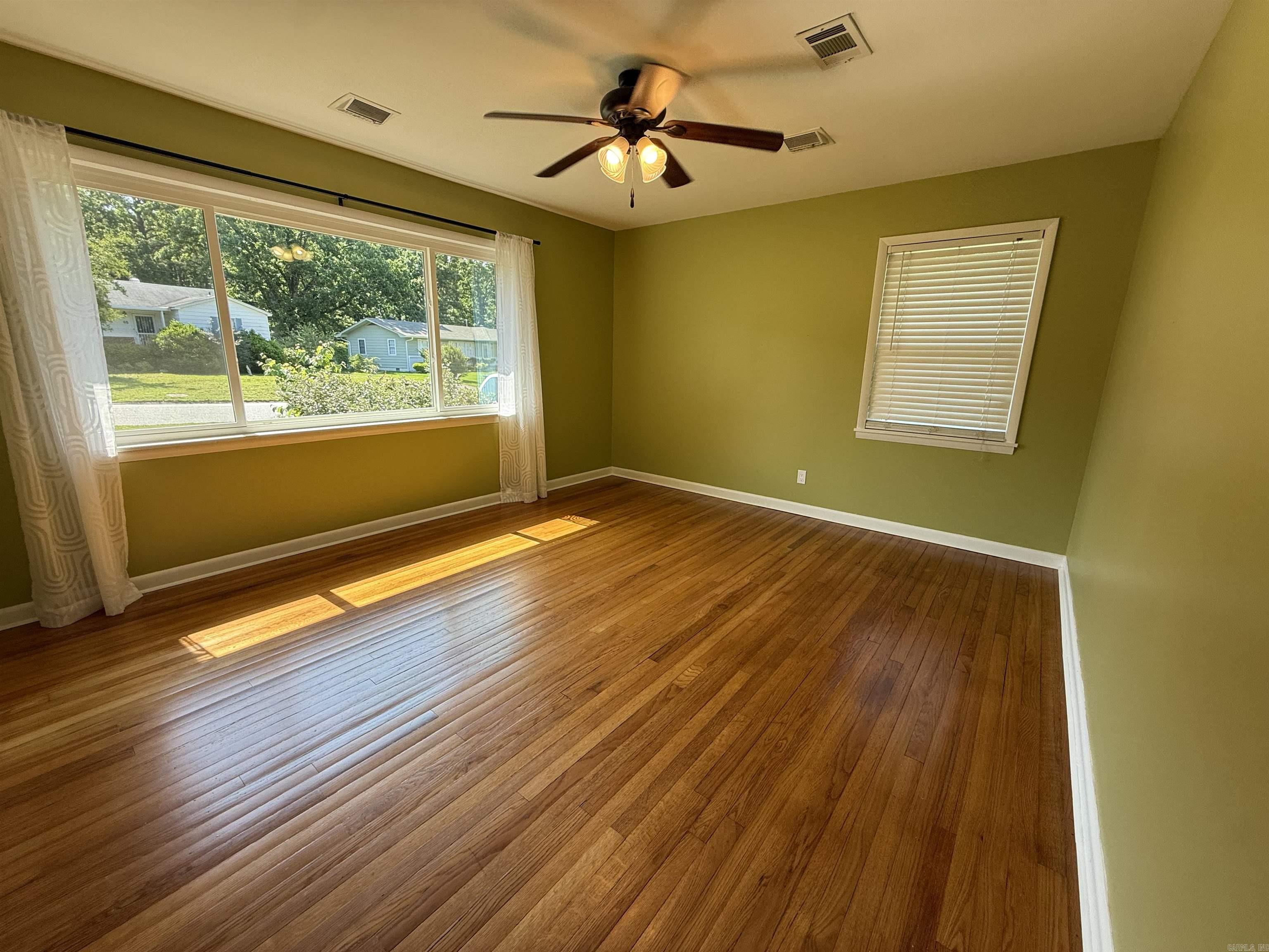 MARYLAND TERRACE - Residential