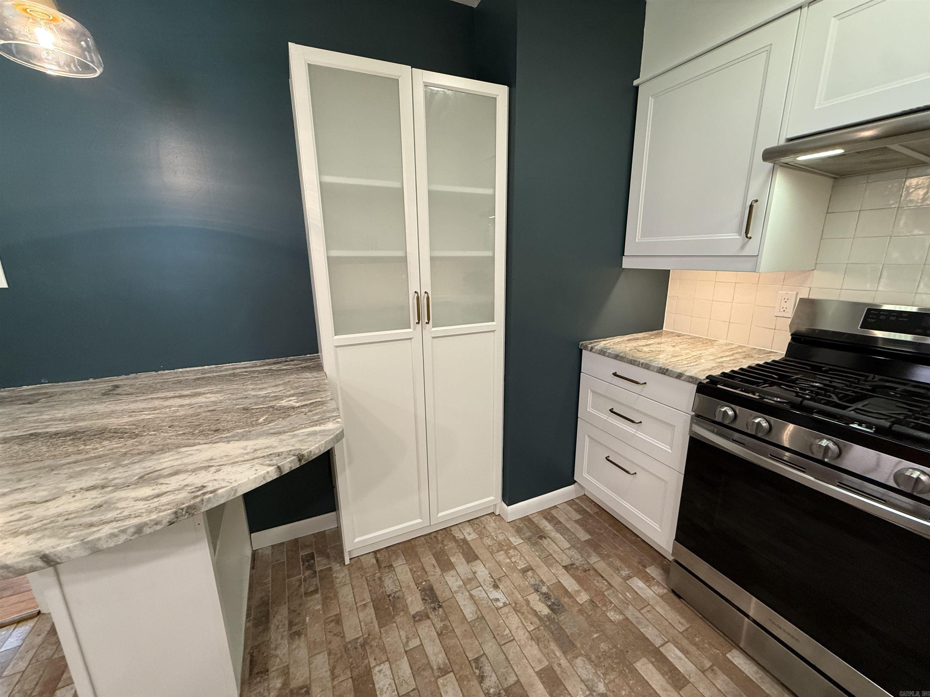 MARYLAND TERRACE - Residential