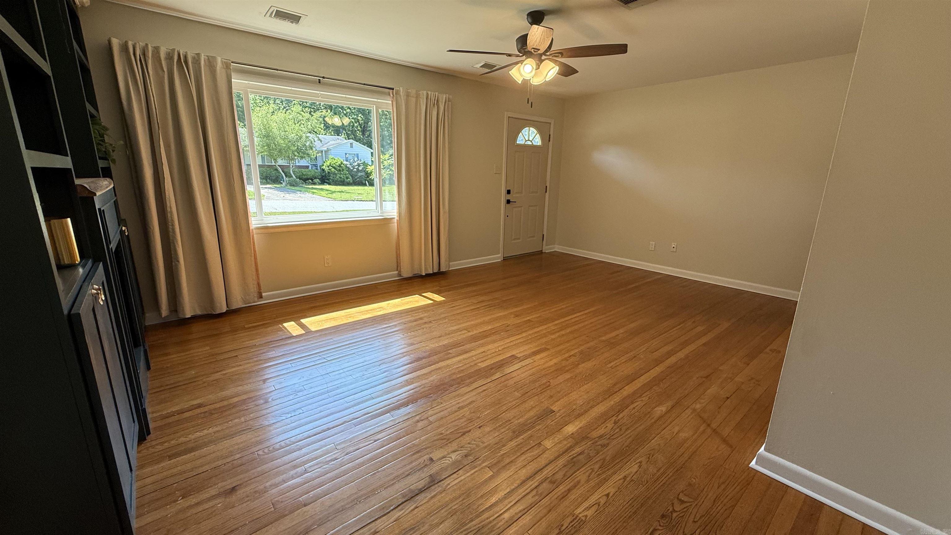 MARYLAND TERRACE - Residential