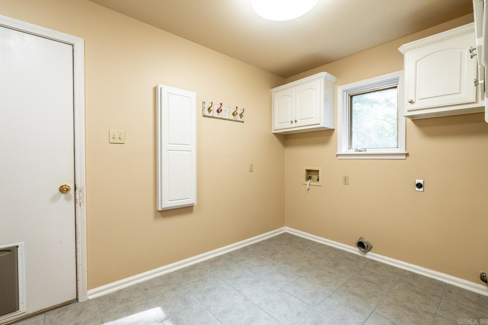 LAWSON OAKS - Residential