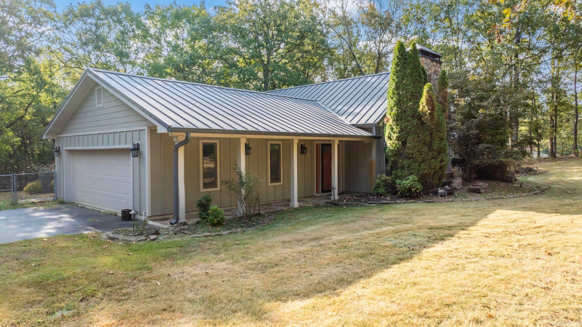 LAWSON OAKS - Residential