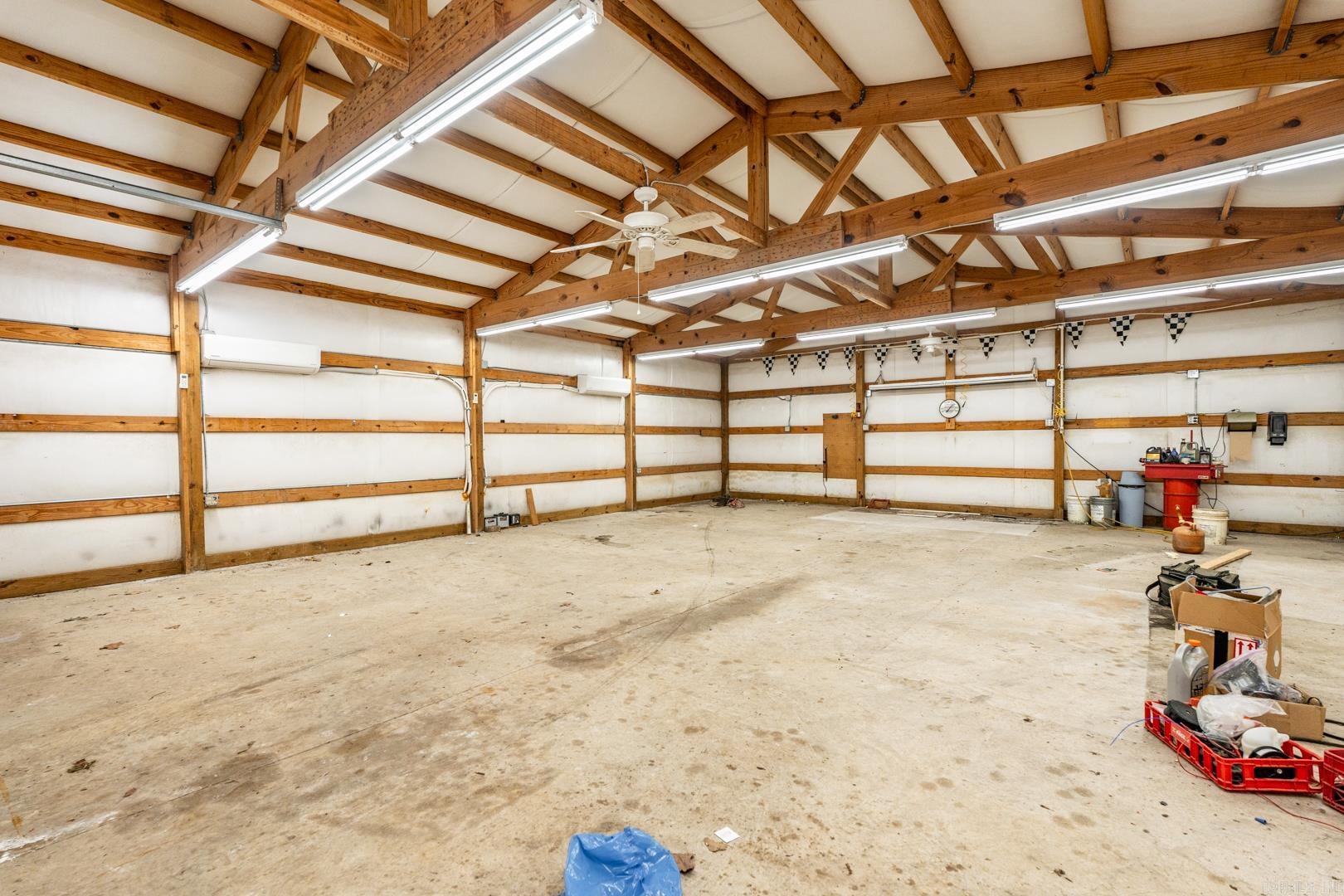 LAWSON OAKS - Residential