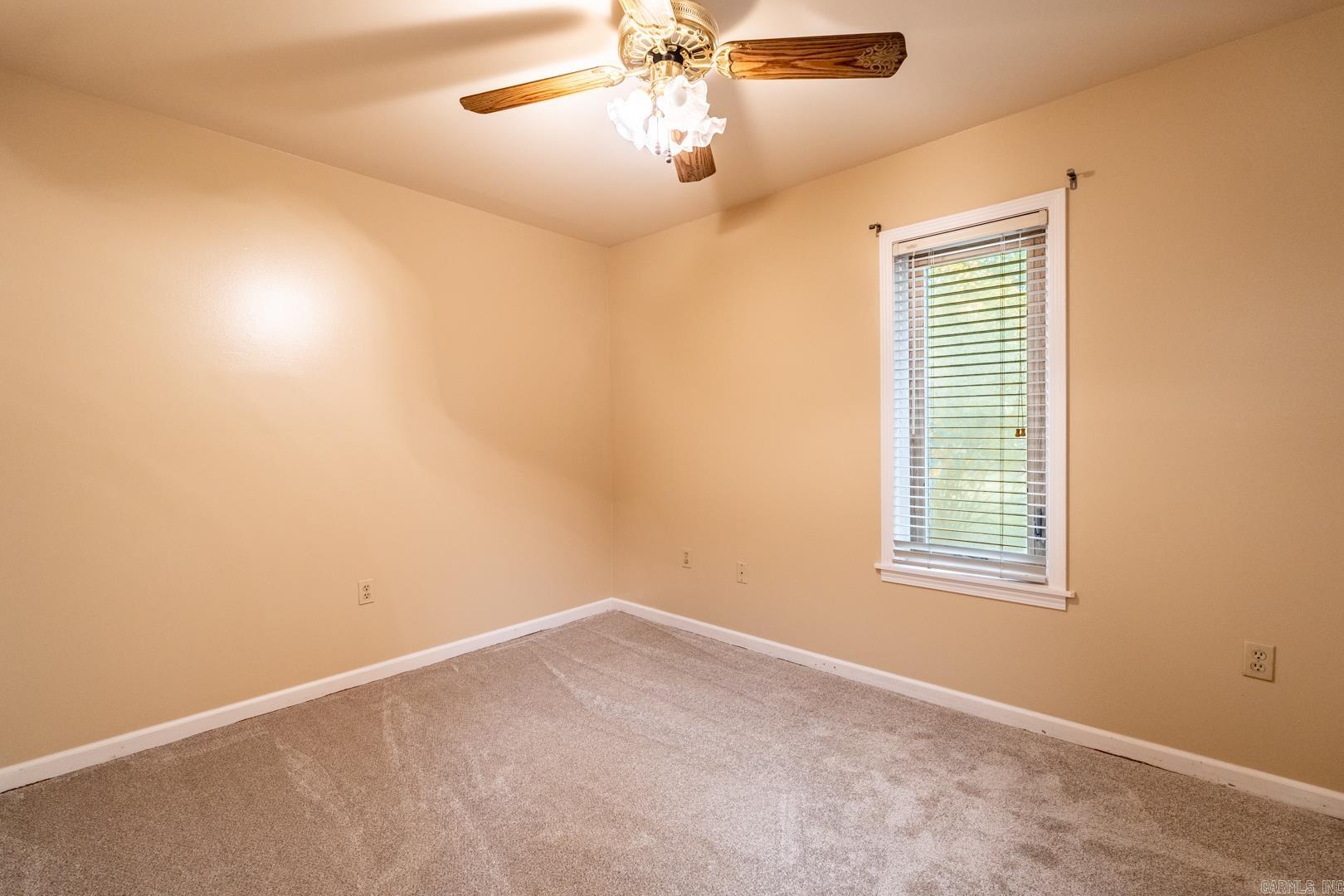 LAWSON OAKS - Residential