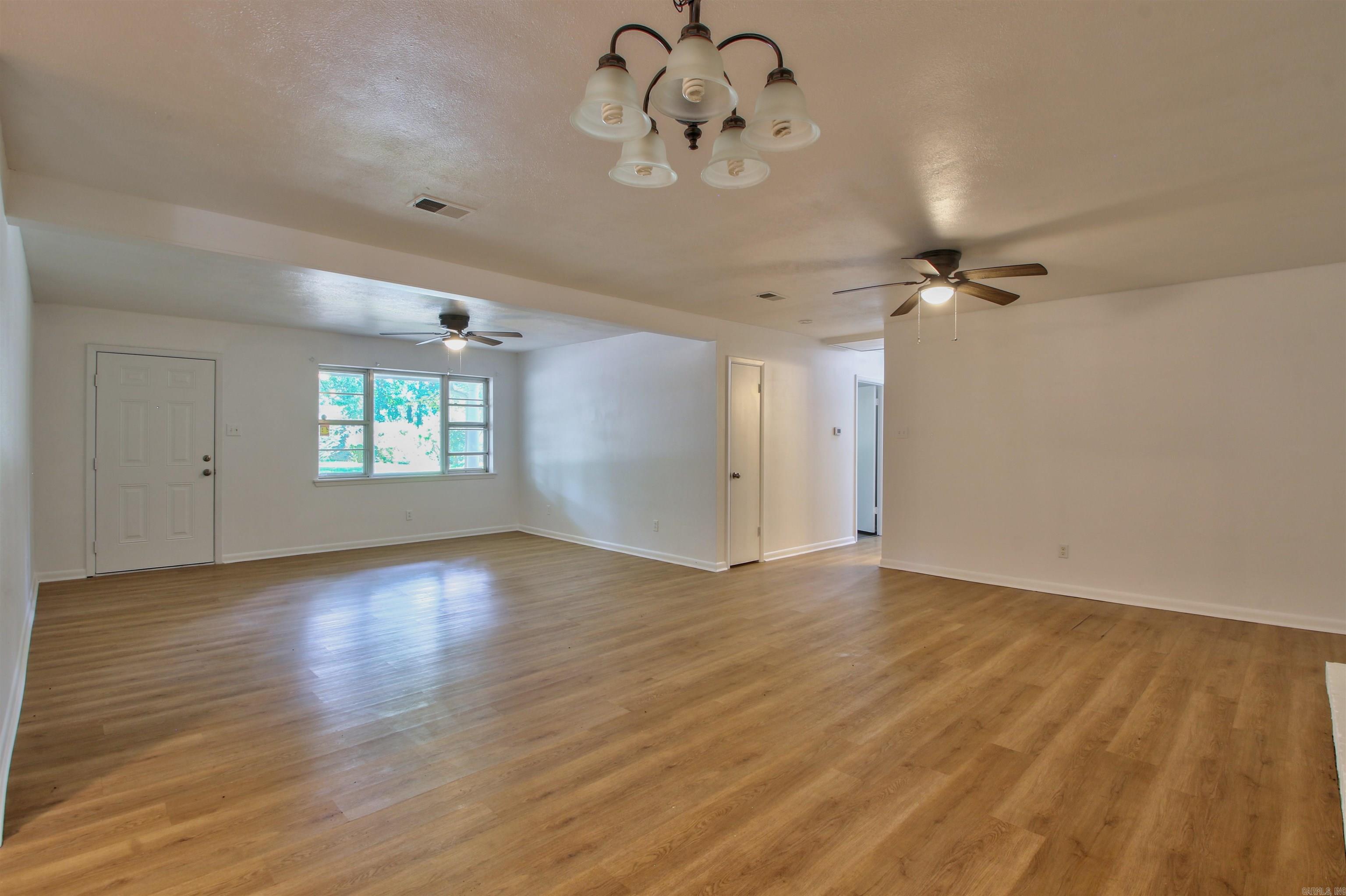 ARBOR OAKS - Residential