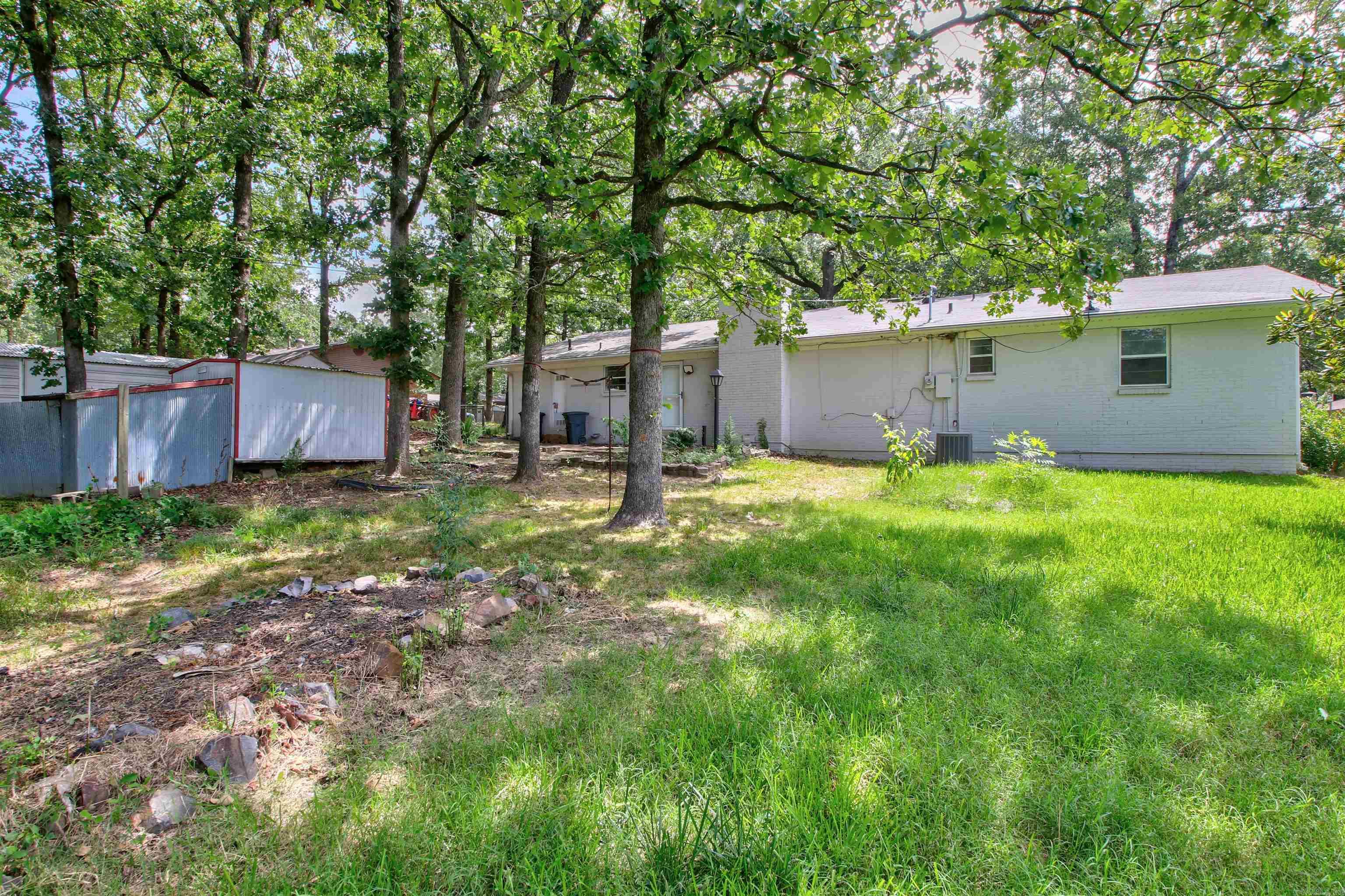 ARBOR OAKS - Residential