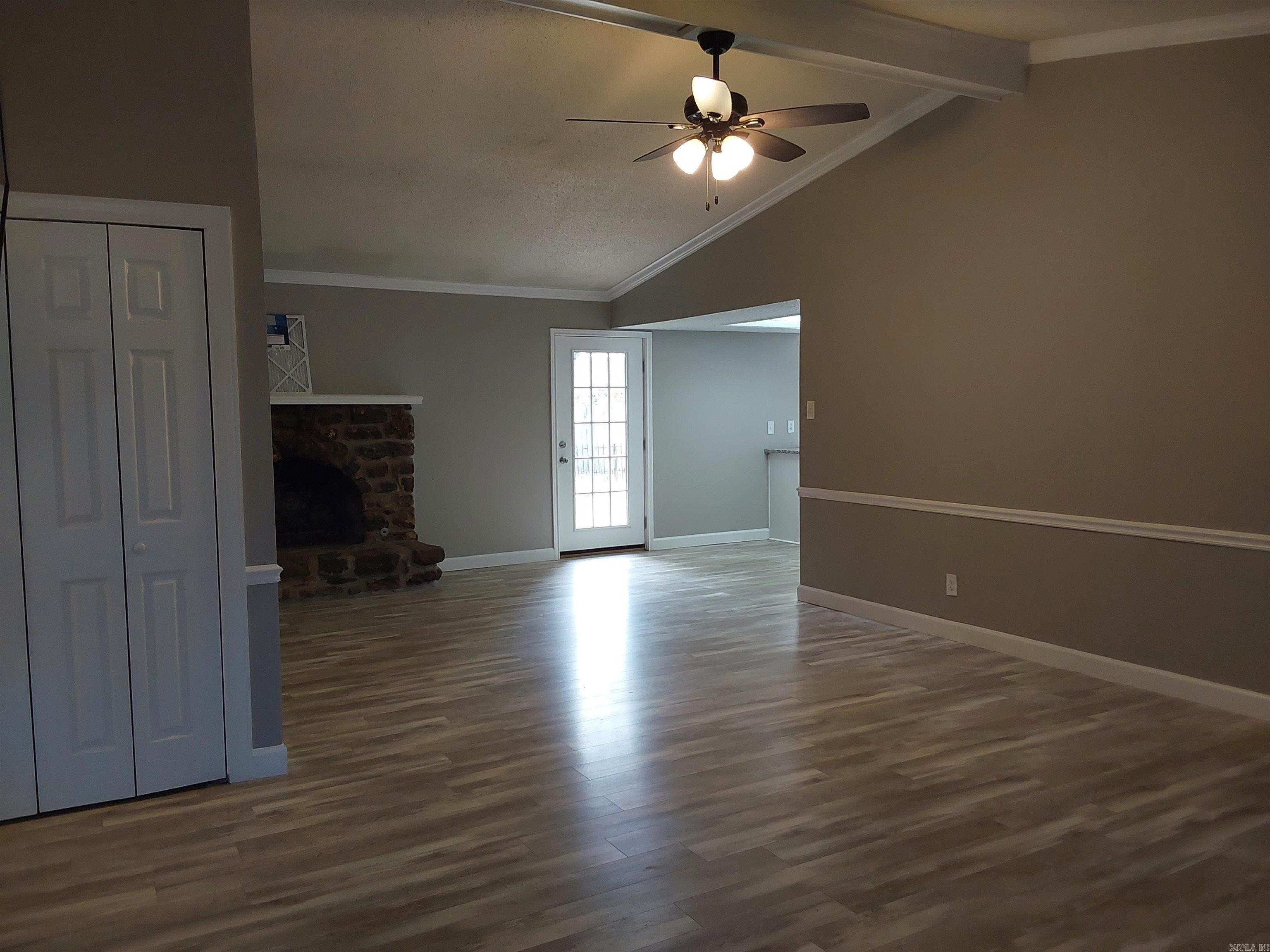 NORTH HILLS MANOR - Residential