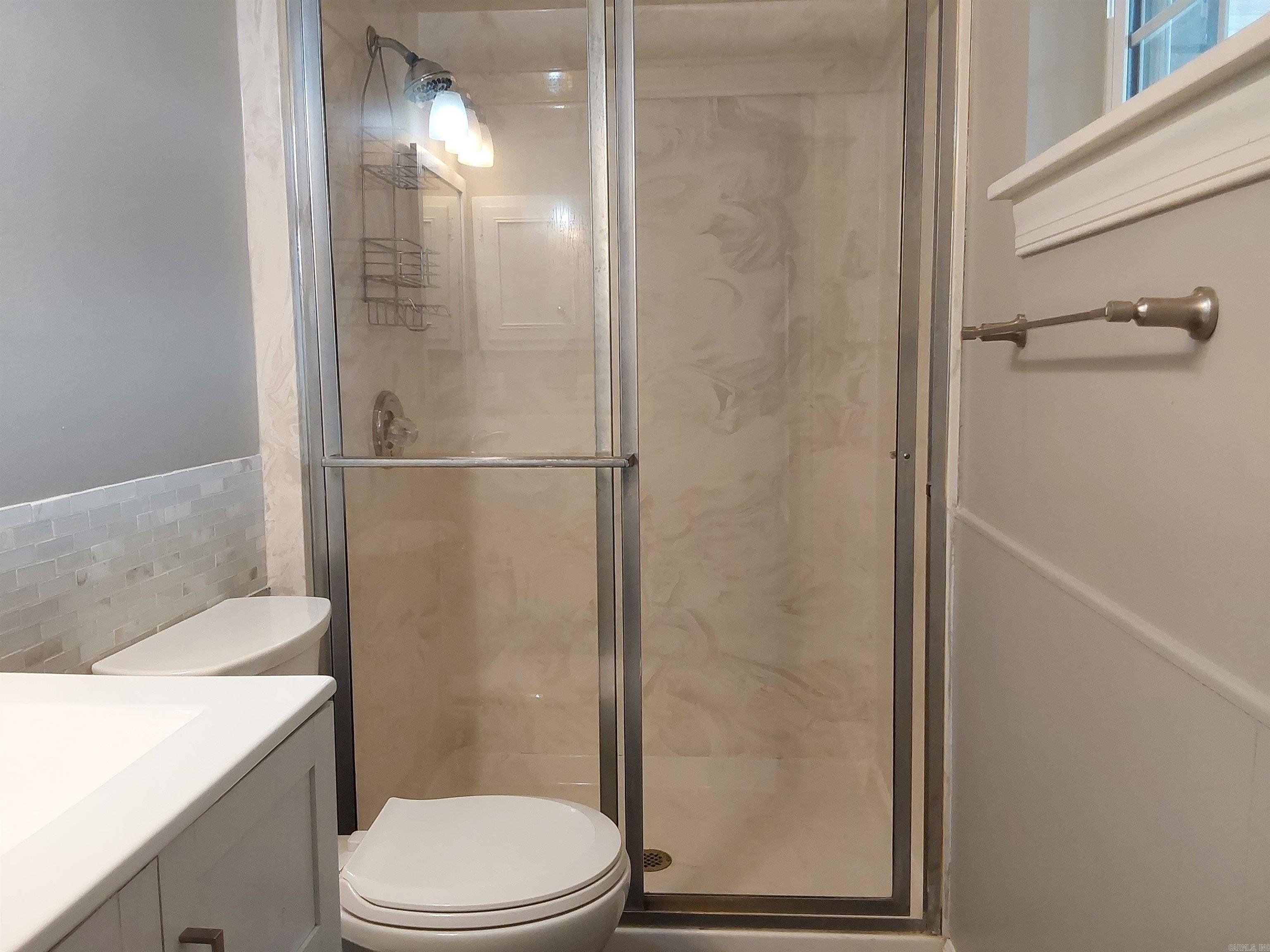 NORTH HILLS MANOR - Residential