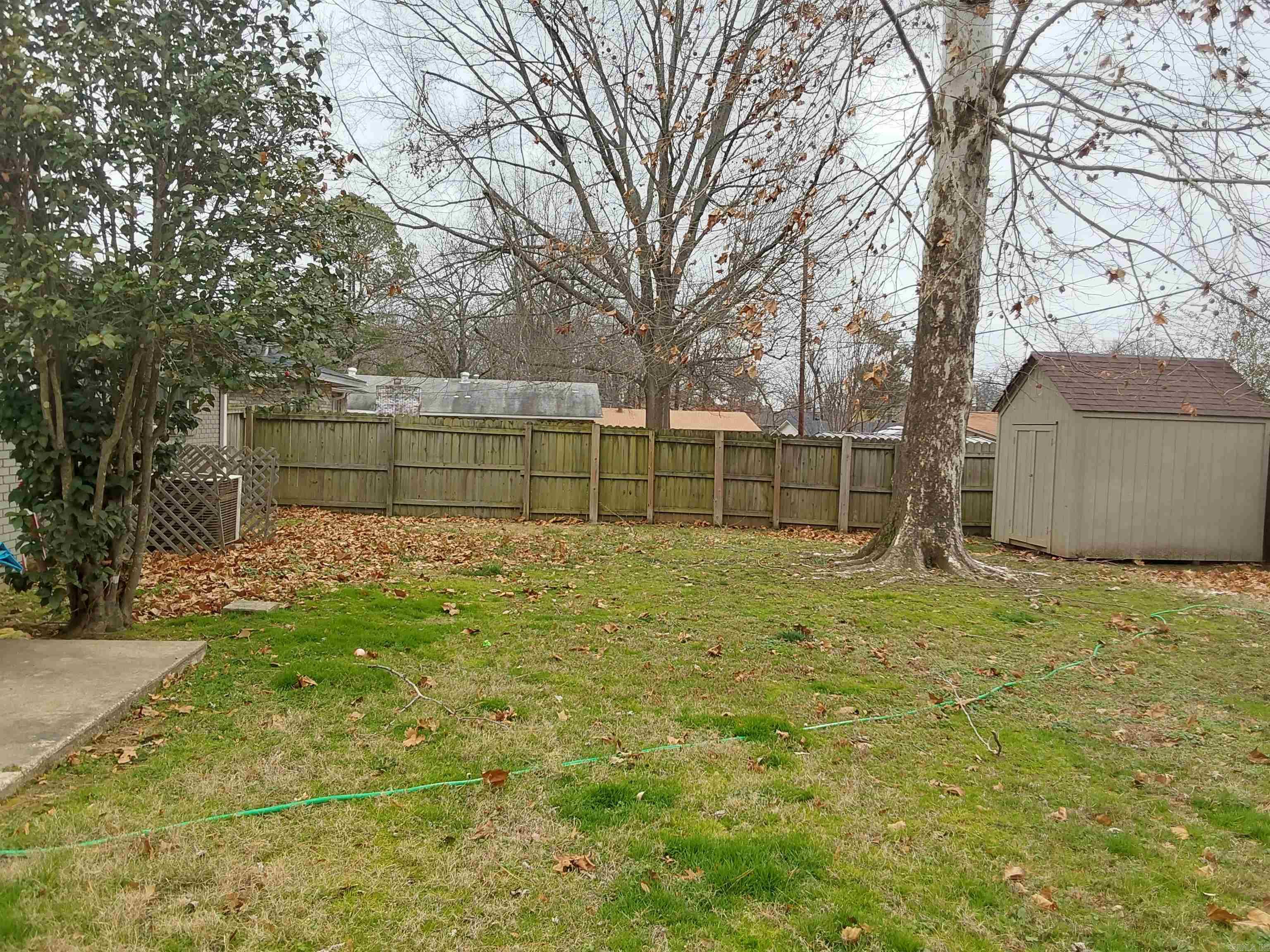 NORTH HILLS MANOR - Residential