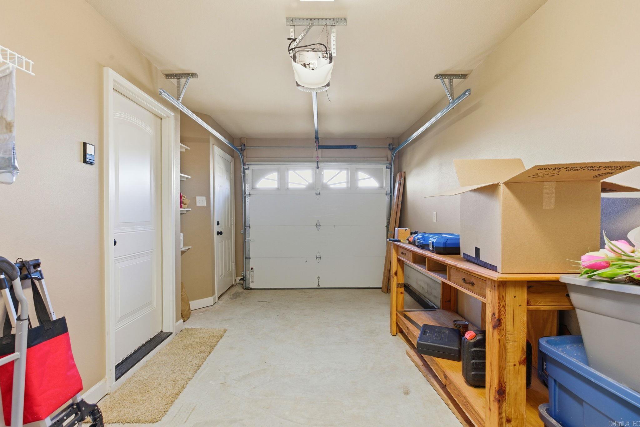 MAJESTIC POINTE - Residential