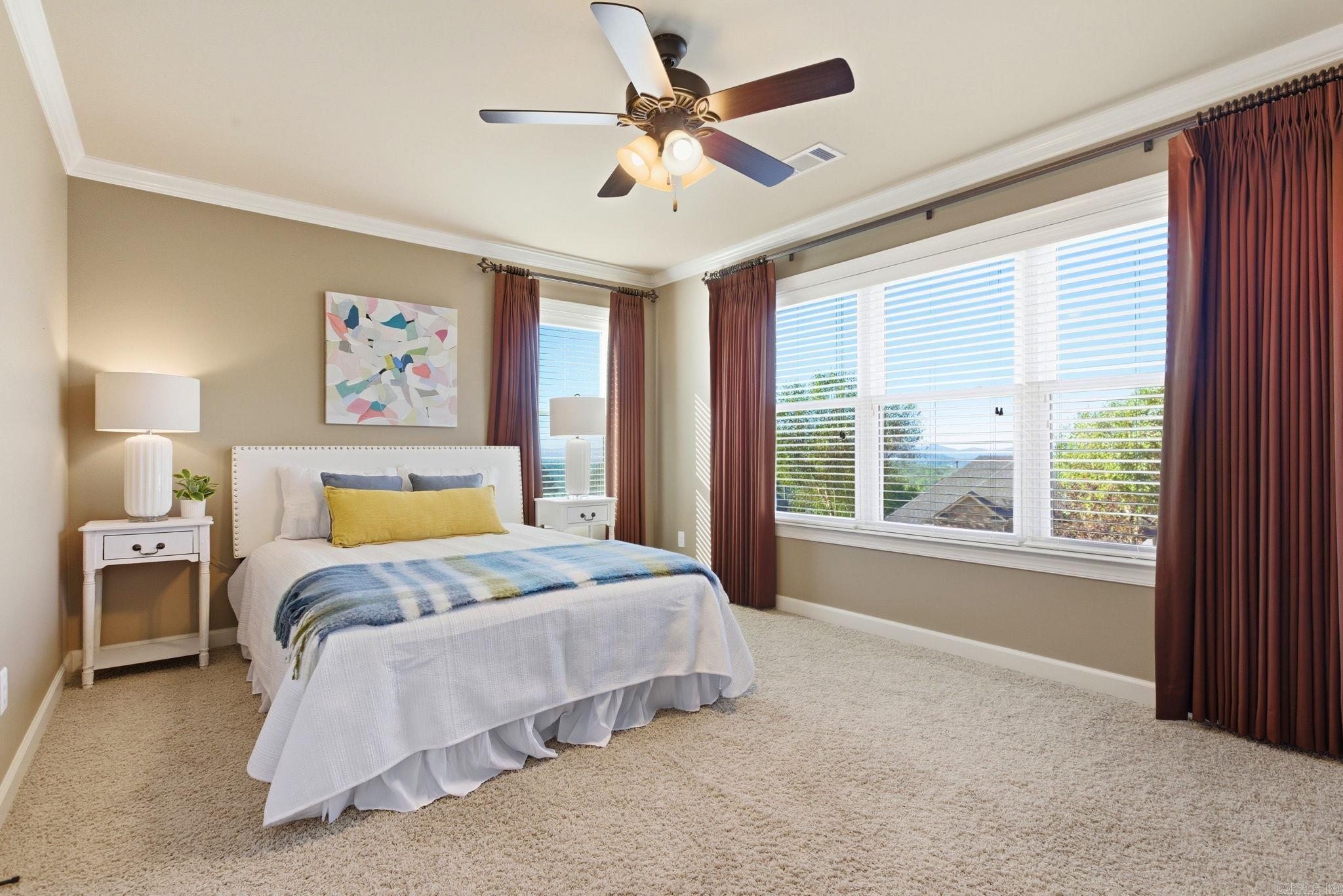 MAJESTIC POINTE - Residential