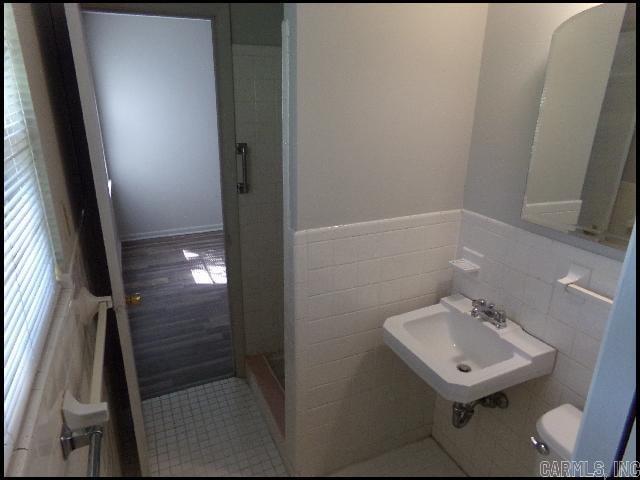 Lincoln Park - Residential Lease