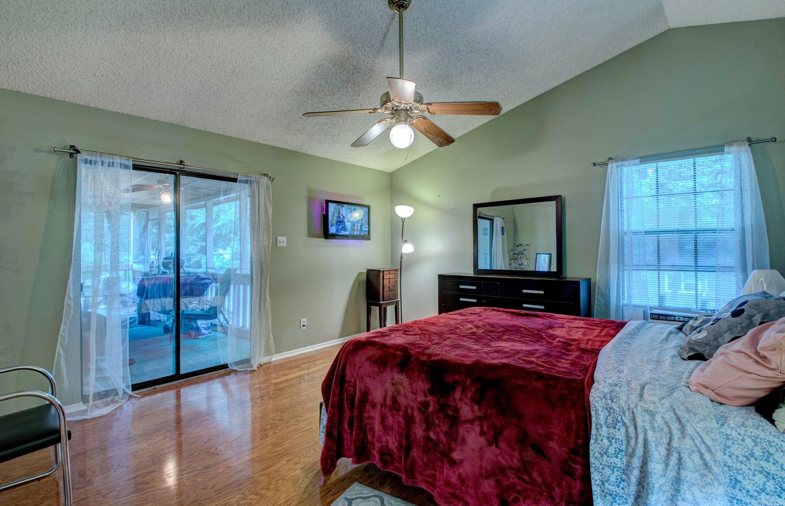 OTTER CREEK COMMUNITY - Residential