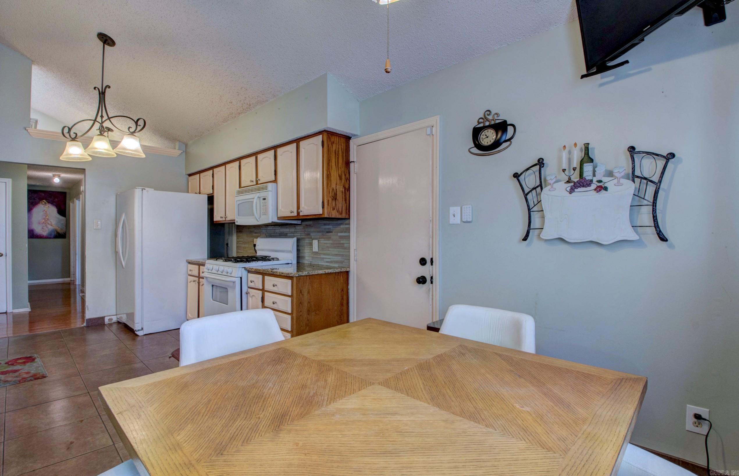 OTTER CREEK COMMUNITY - Residential
