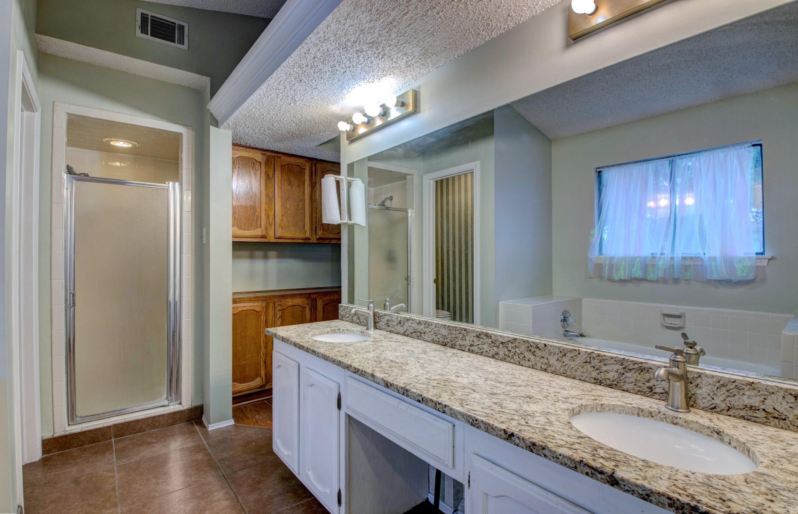 OTTER CREEK COMMUNITY - Residential
