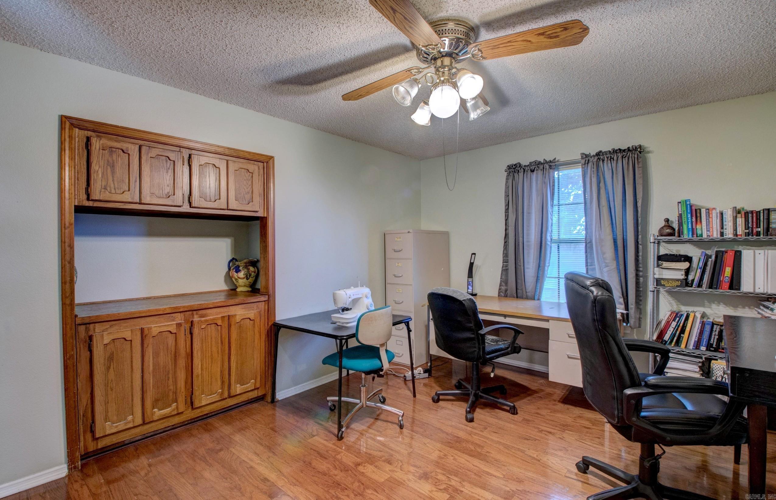 OTTER CREEK COMMUNITY - Residential