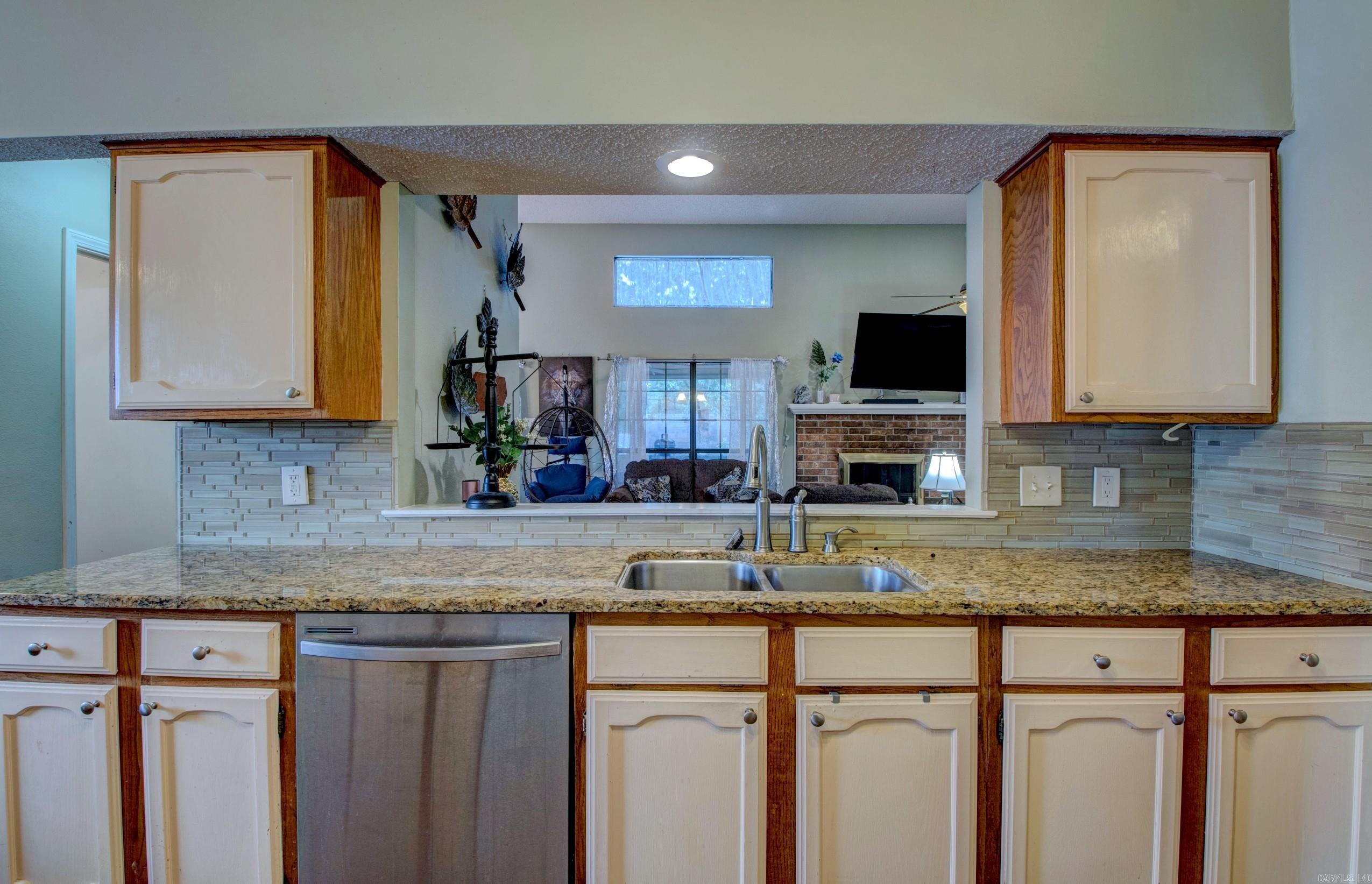 OTTER CREEK COMMUNITY - Residential