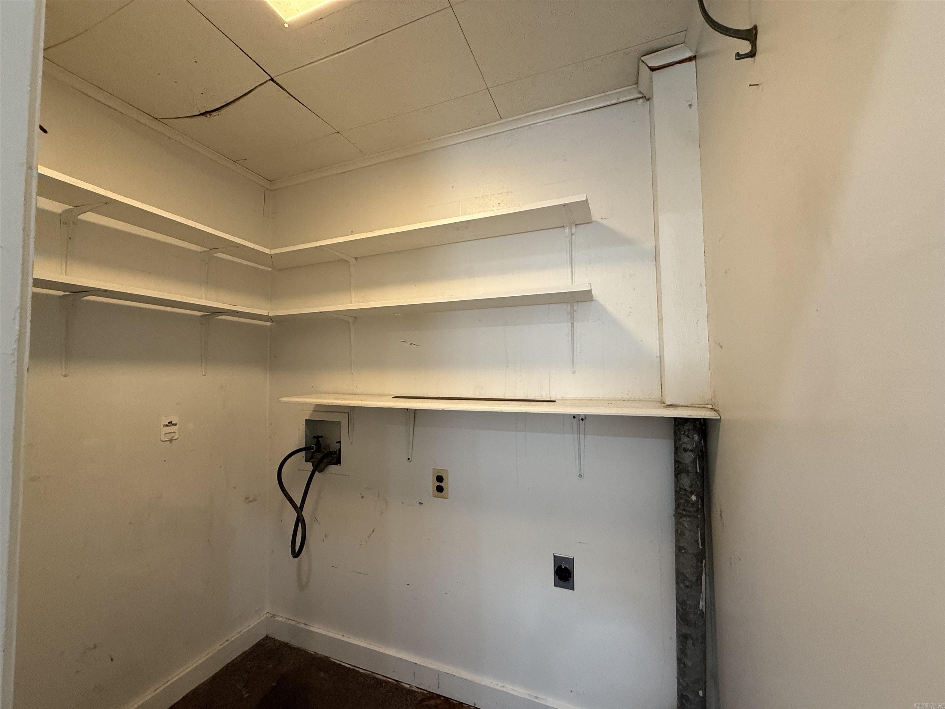 ROLFE AND WMS ADDN - Residential