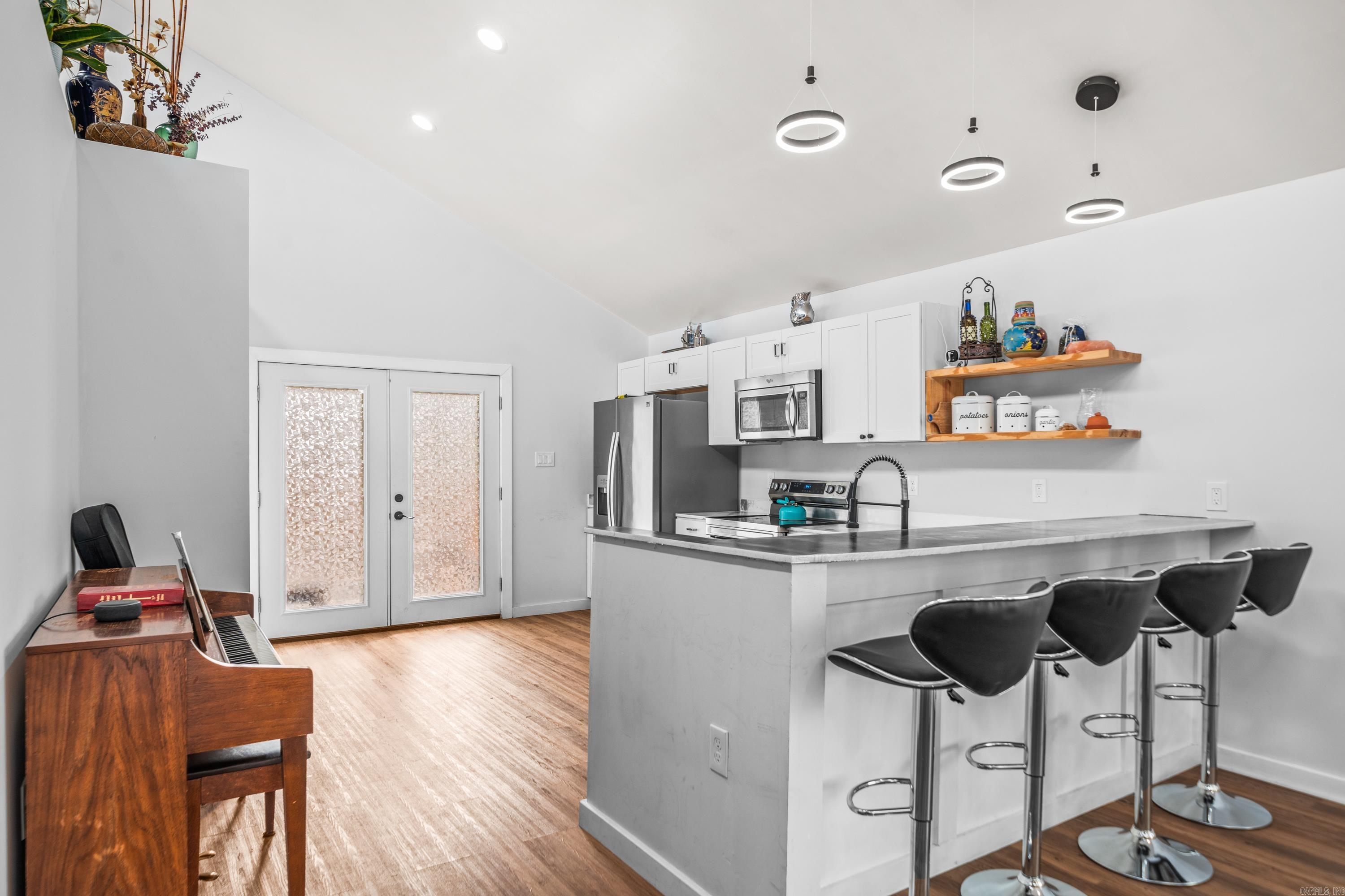 WYATTS - Residential