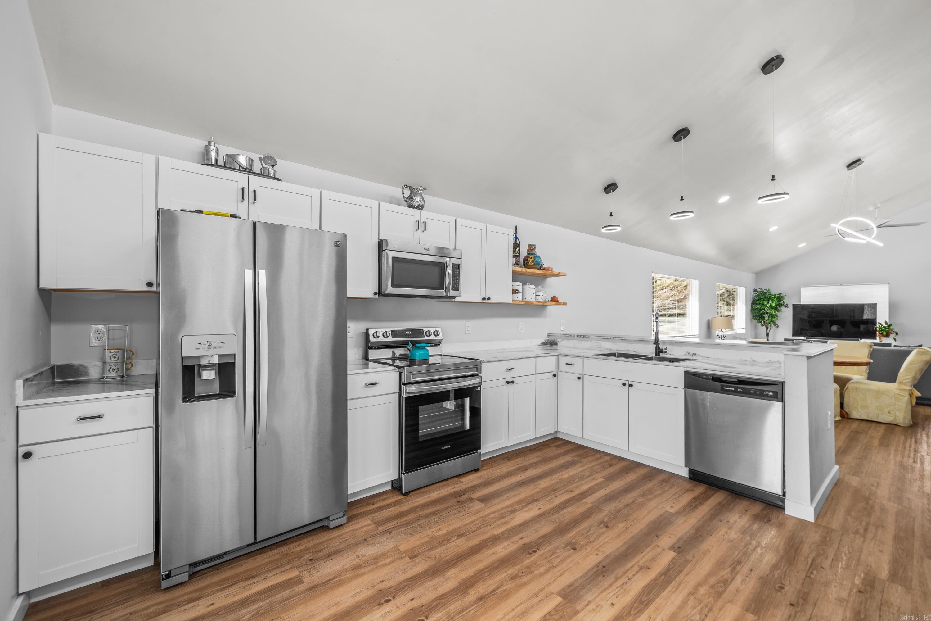 WYATTS - Residential