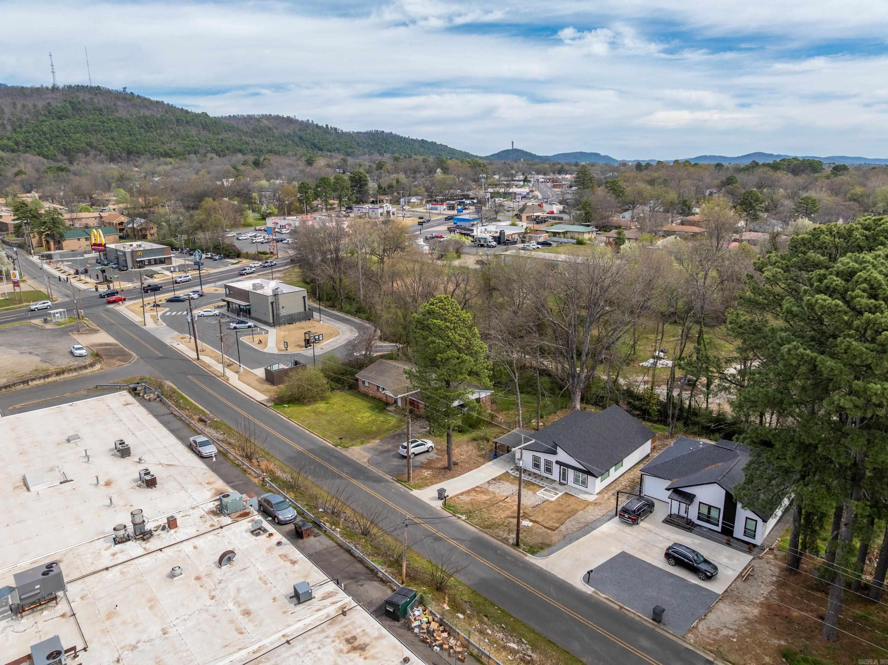 WYATTS - Residential