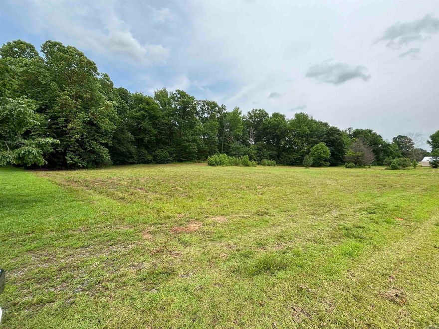 Looking for Beautiful level acreage to build your Dream Home??? Look no further! You could subdivide the property as well. Vacation rental or for your personal getaway!  The location of this property is minutes from Lobo Landing to launch your boat! Greers Ferry Lake is just minutes away as well. Don’t let this one get away… Call today!!!