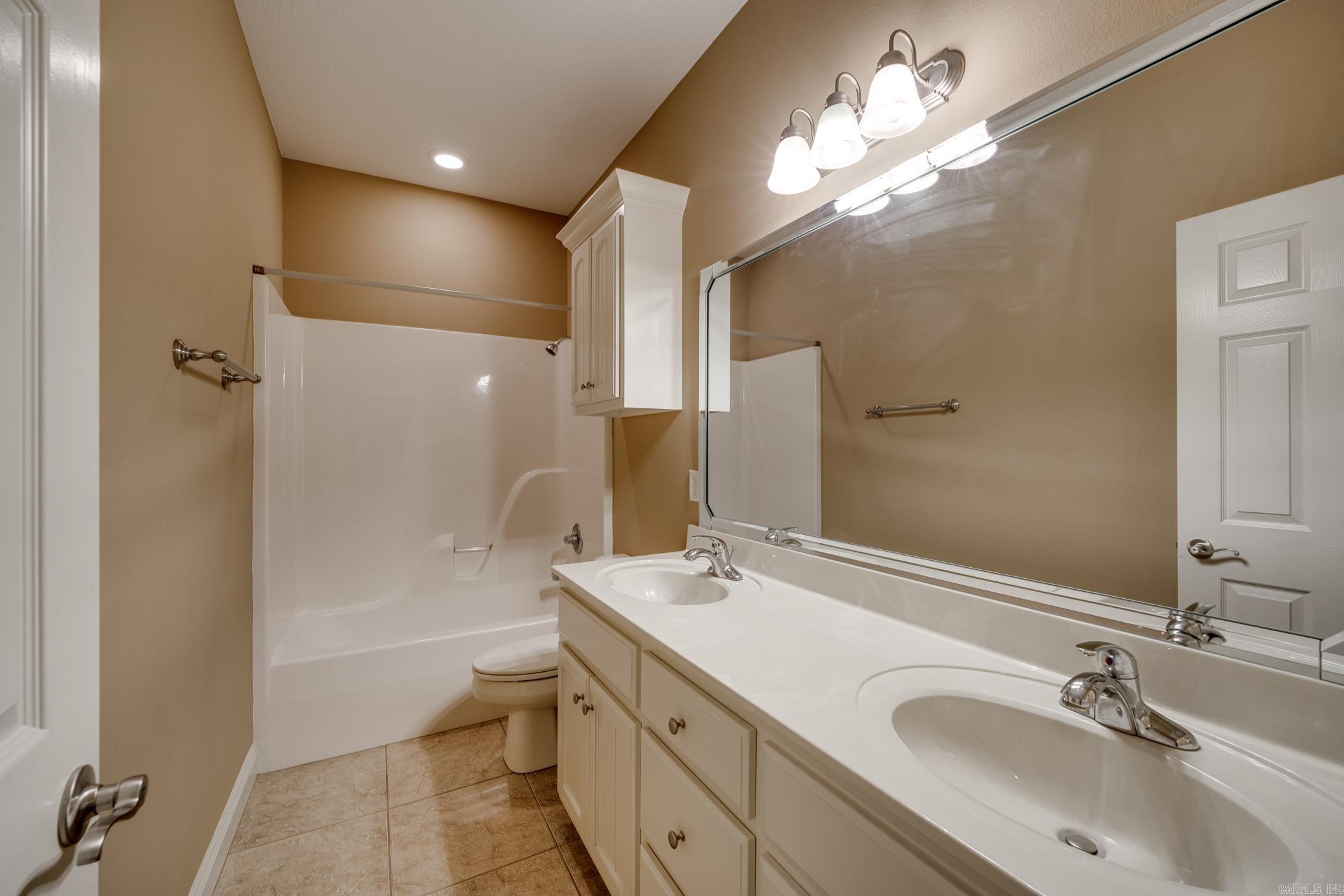 Marlise Manor III - Residential